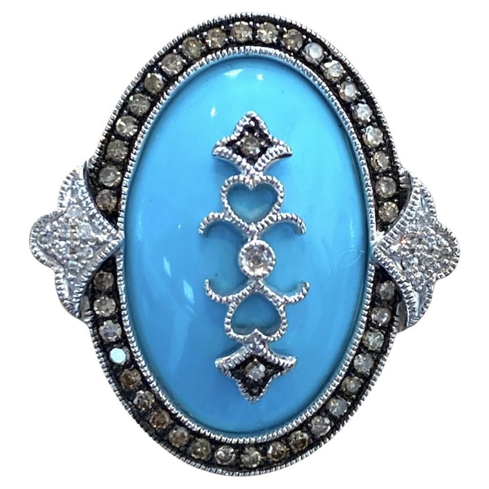 Impresionante Anillo de Oro Blanco de 14 K con Turquesa y Diamantes de la Bella Durmiente en venta en 1stDibs