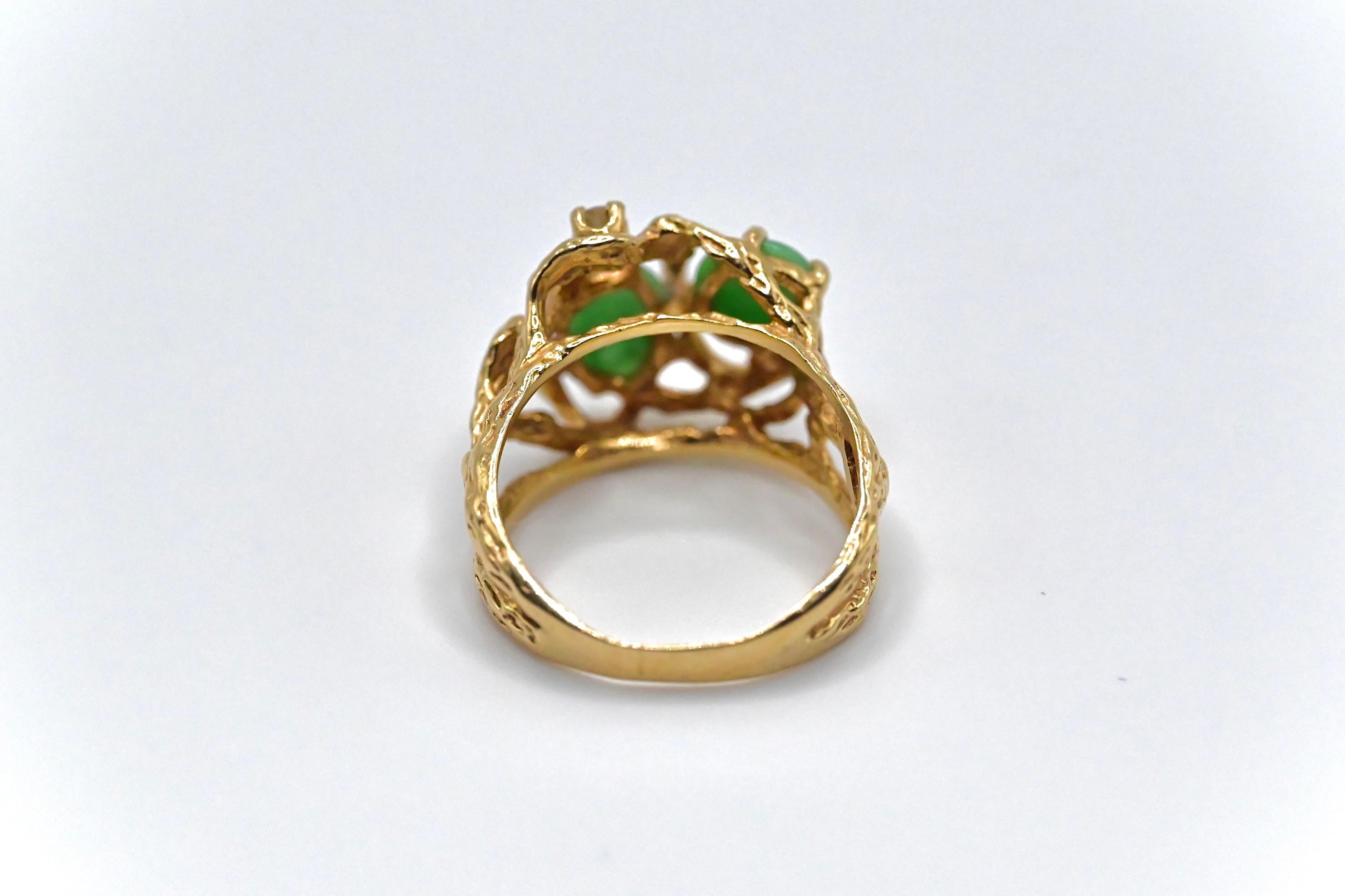 Stunning 14k Yellow Gold & Apple Green Jade Ring 2