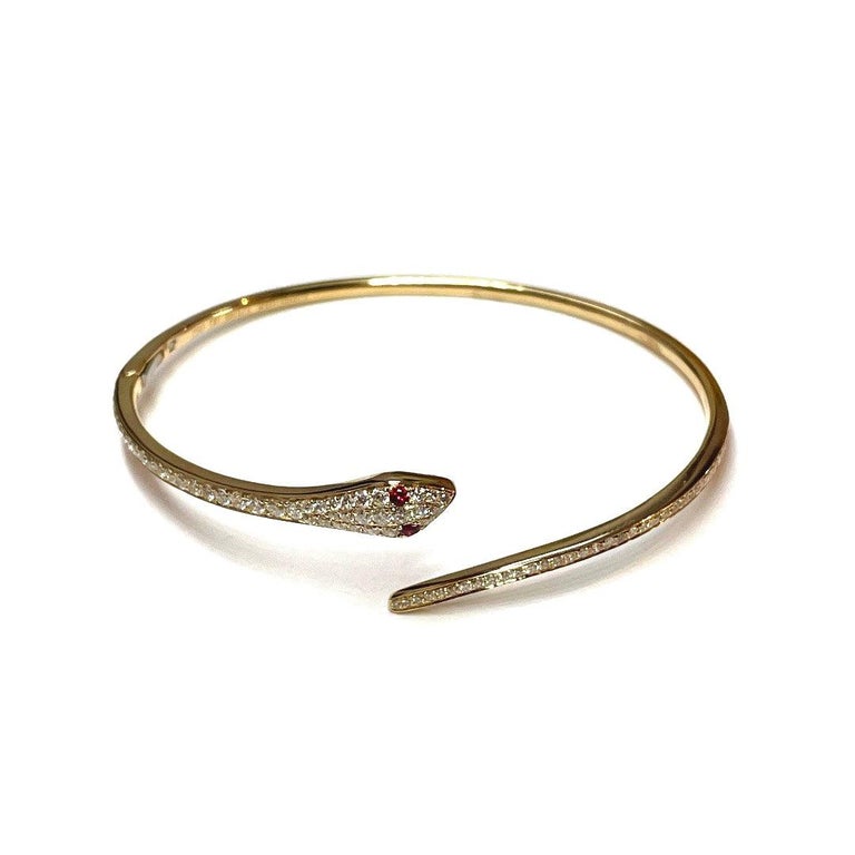 Stunning 14k Yellow Gold Detailed Snake Diamond Bracelet For Sale at