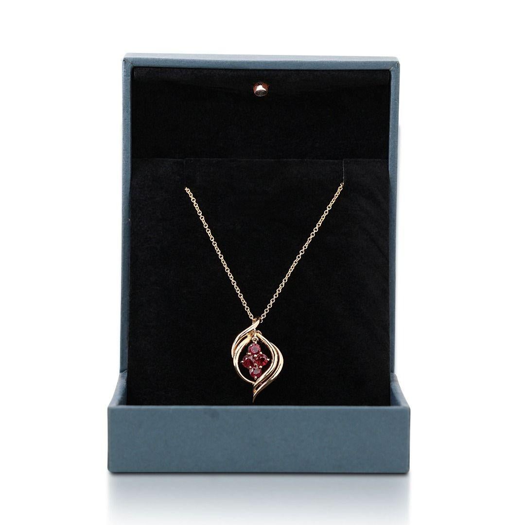 Stunning 14K Yellow Gold Pendant with 0.5 ct Natural Rubies NGI Cert. For Sale 3