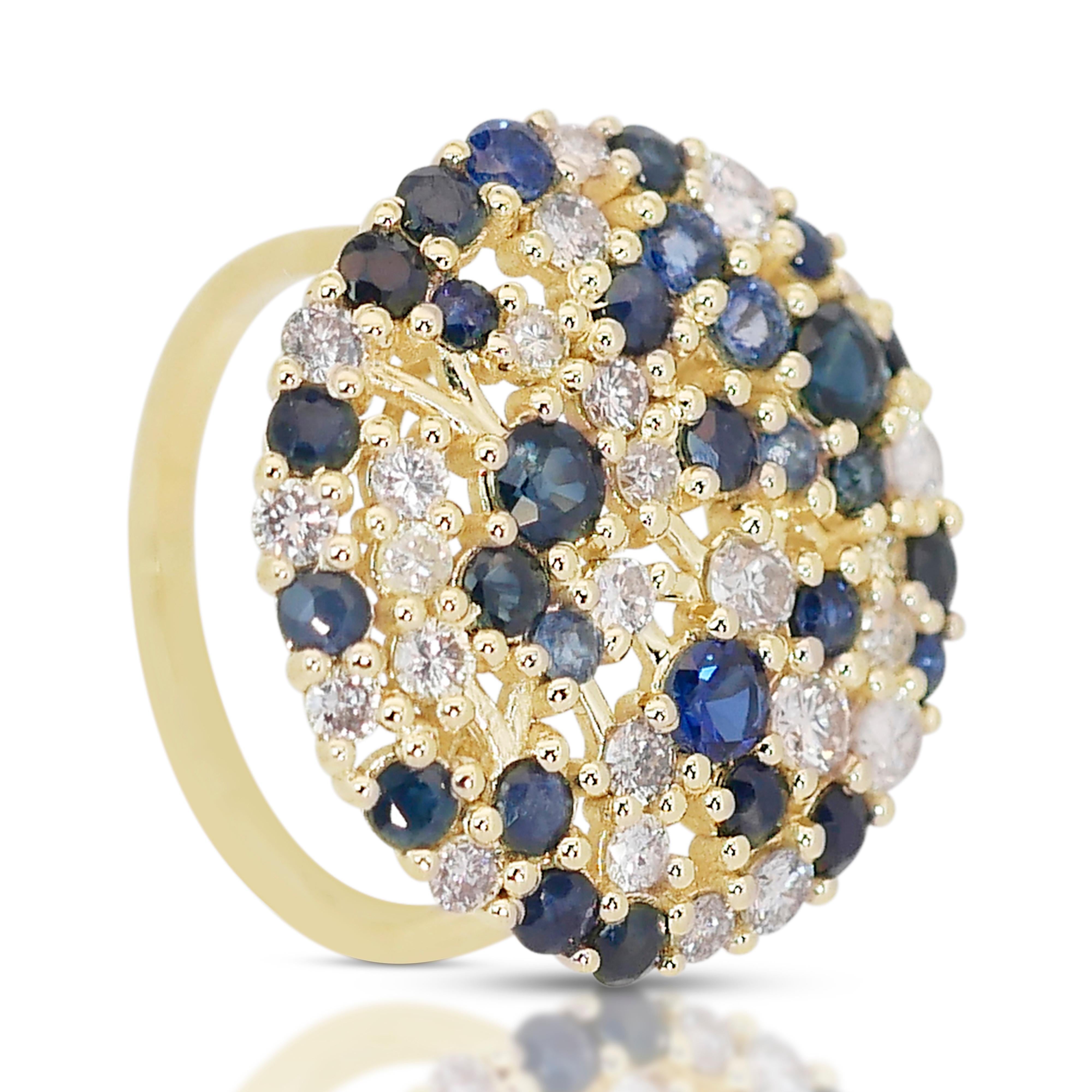 Stunning 14k Yellow Gold Sapphire and Diamond Halo Ring w/4.39 ct -AIG Certified For Sale 4