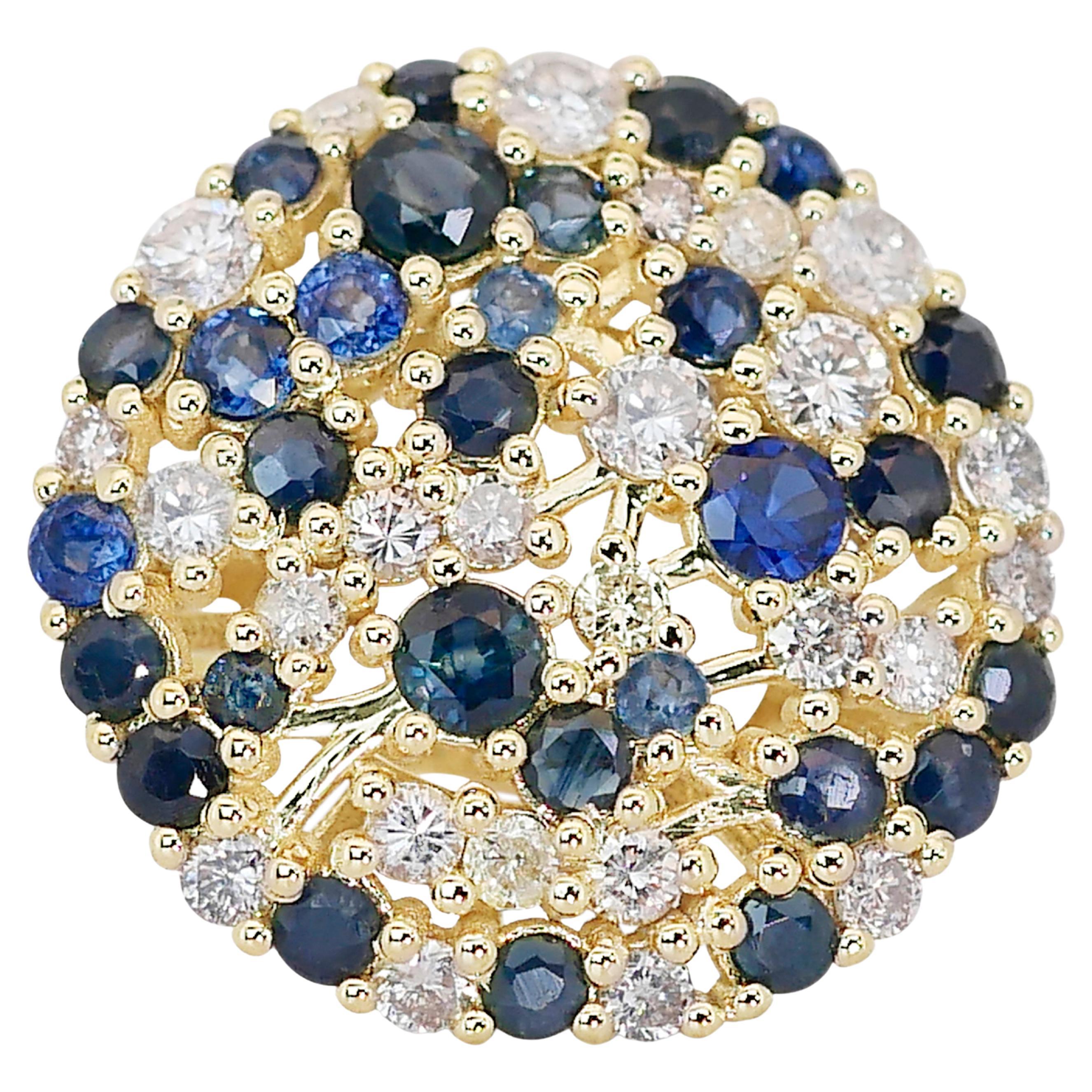 Stunning 14k Yellow Gold Sapphire and Diamond Halo Ring w/4.39 ct -AIG Certified For Sale
