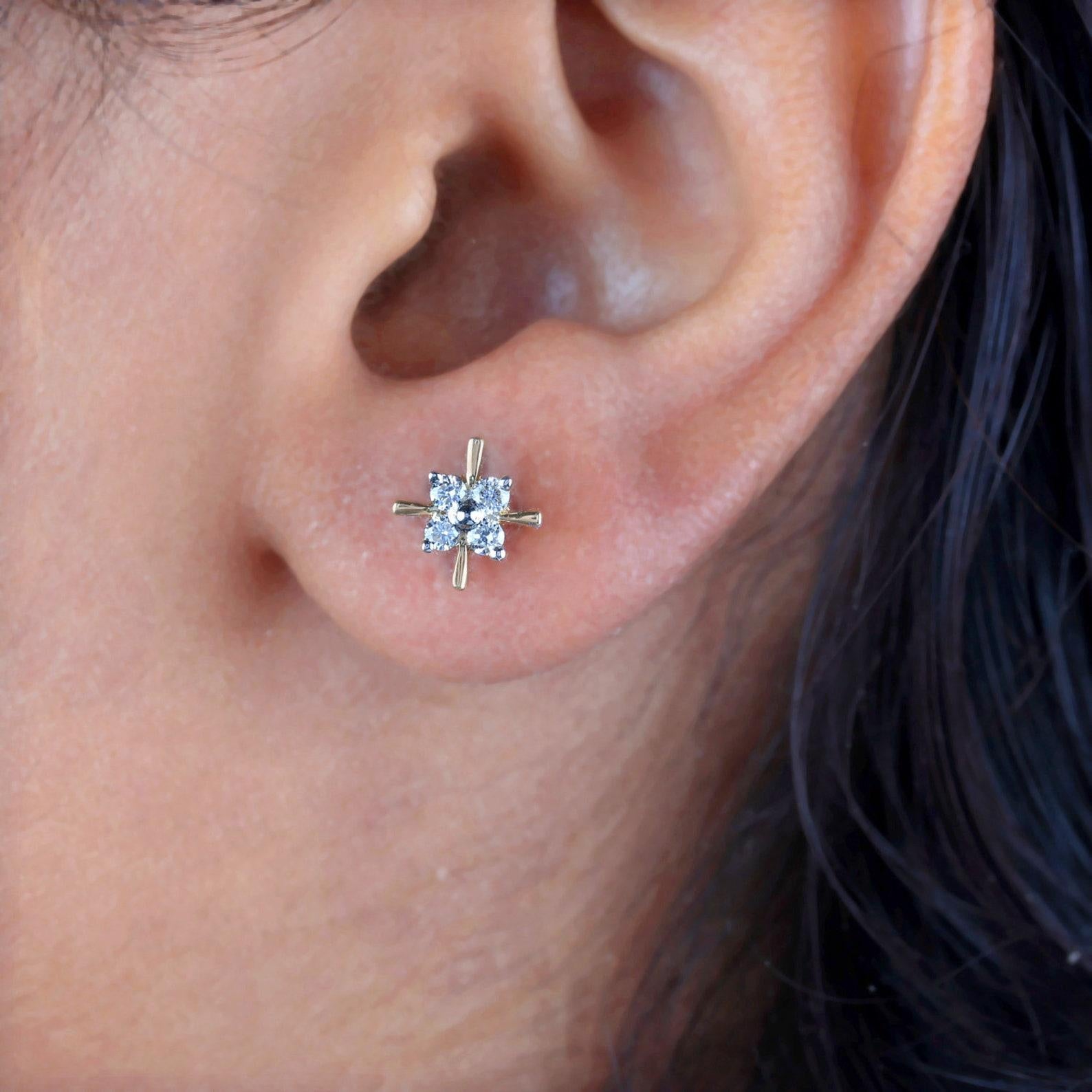 Brilliant Cut Stunning 14k Yellow Gold Stud Natural Diamond Earring Beautiful Anniversary Gift For Sale
