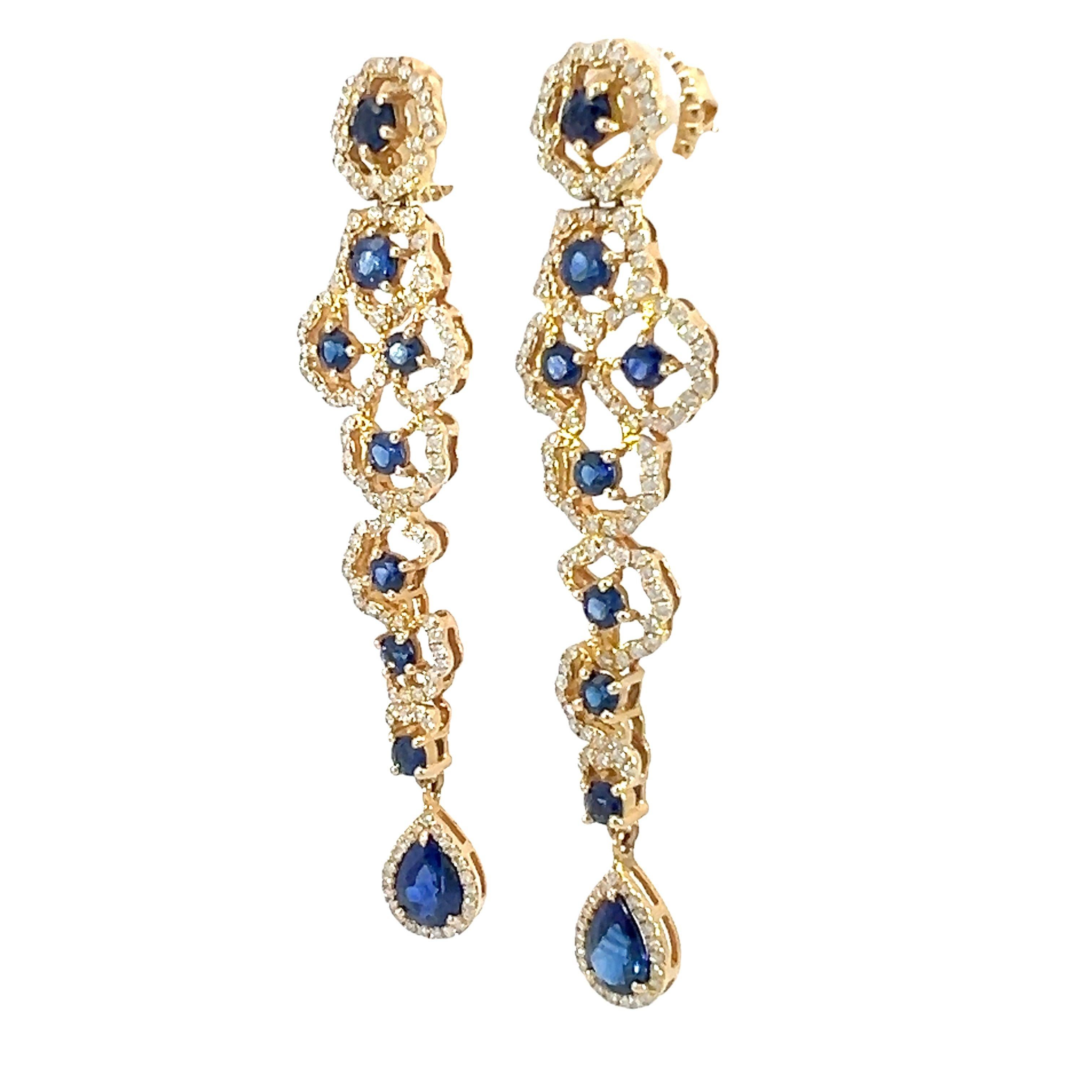 Superbe bracelet 14Kt en métal naturel.  Boucles d'oreilles saphir et diamant Neuf - En vente à New York, NY