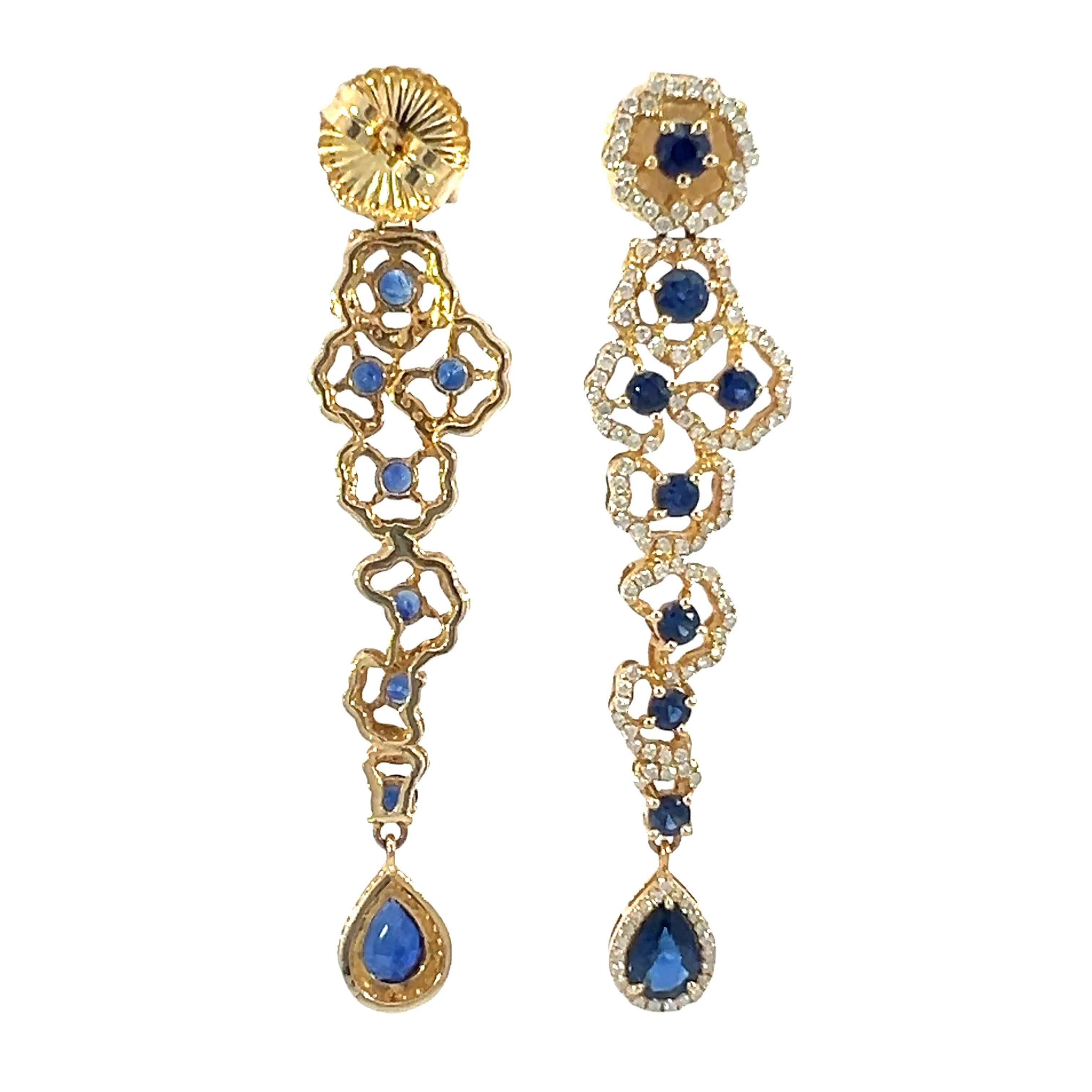 Superbe bracelet 14Kt en métal naturel.  Boucles d'oreilles saphir et diamant en vente 2