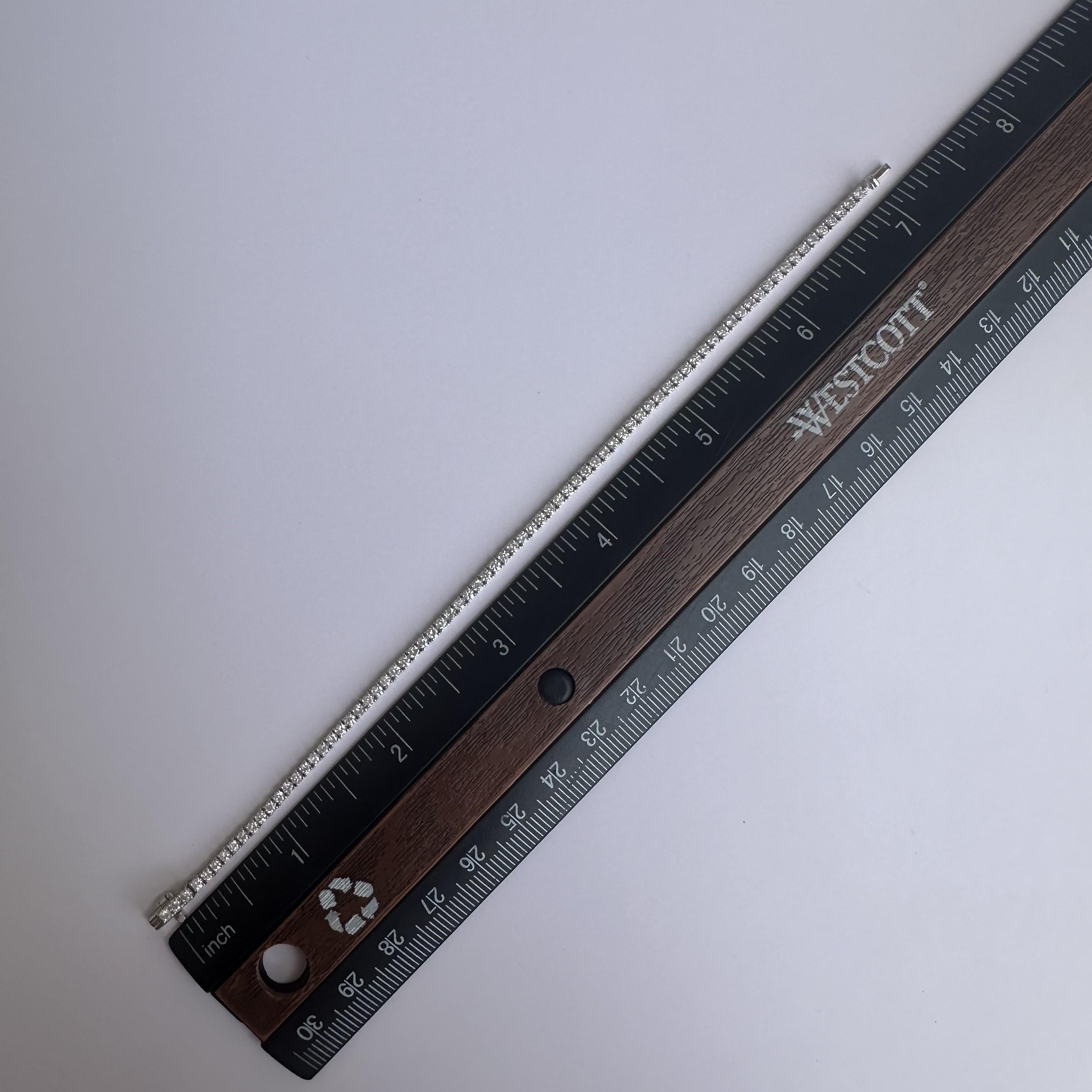 Stunning 14kt White Gold Natural Diamond Tennis Bracelet - 2.25ctw, 7