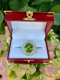 August Birthstone 16 Carat Large Vivid Peridot and Diamond 18 Karat Gold Ring