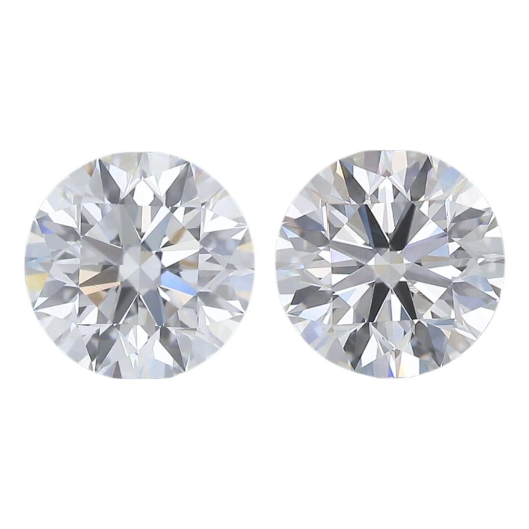 Stupefacente coppia di diamanti rotondi a taglio ideale triplo eccellente da 1,61 carati in vendita 3