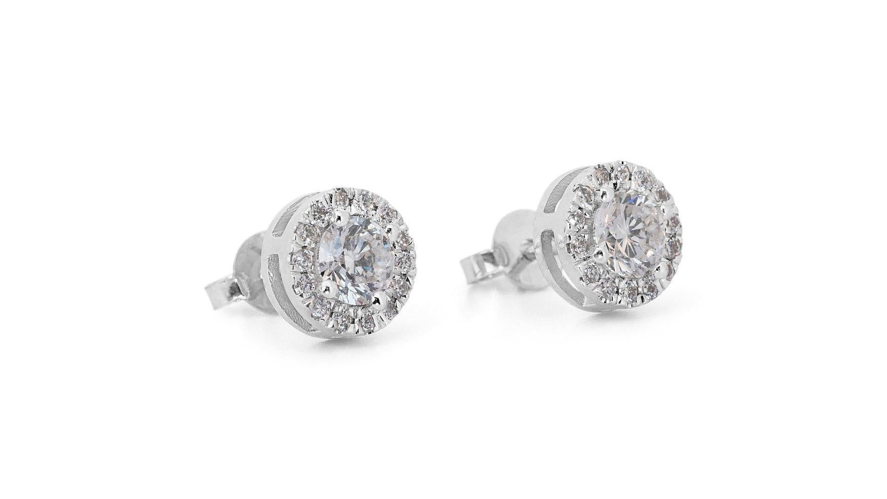Stunning 1.66ct Triple Excellent Ideal Cut Diamonds Stud Earrings For Sale 1