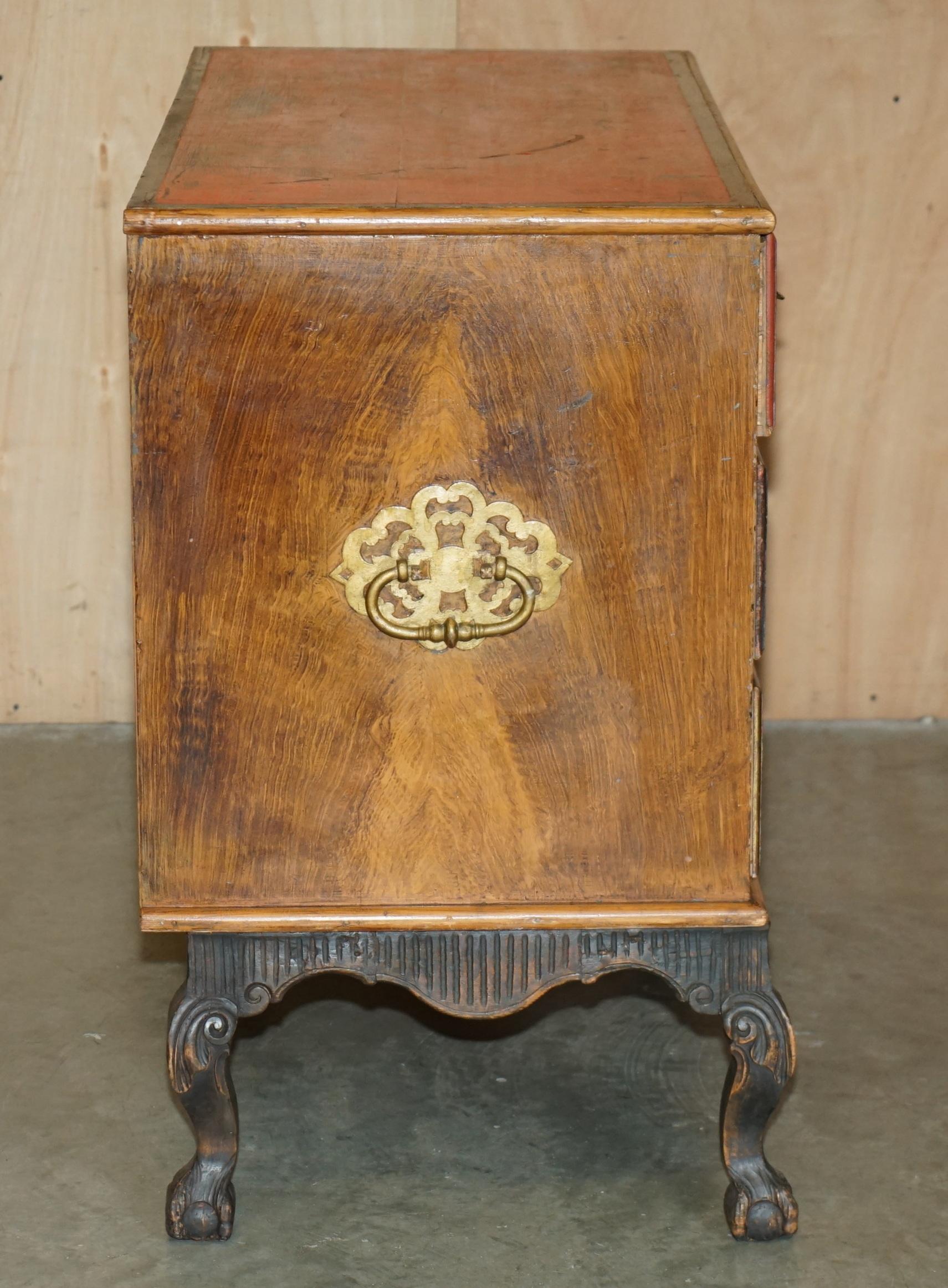 STUNNING 1778 DATED POLYCHROME PAiNTED CLAW & BALL CAMPAIGN CHEST OF DRAWERS For Sale 5