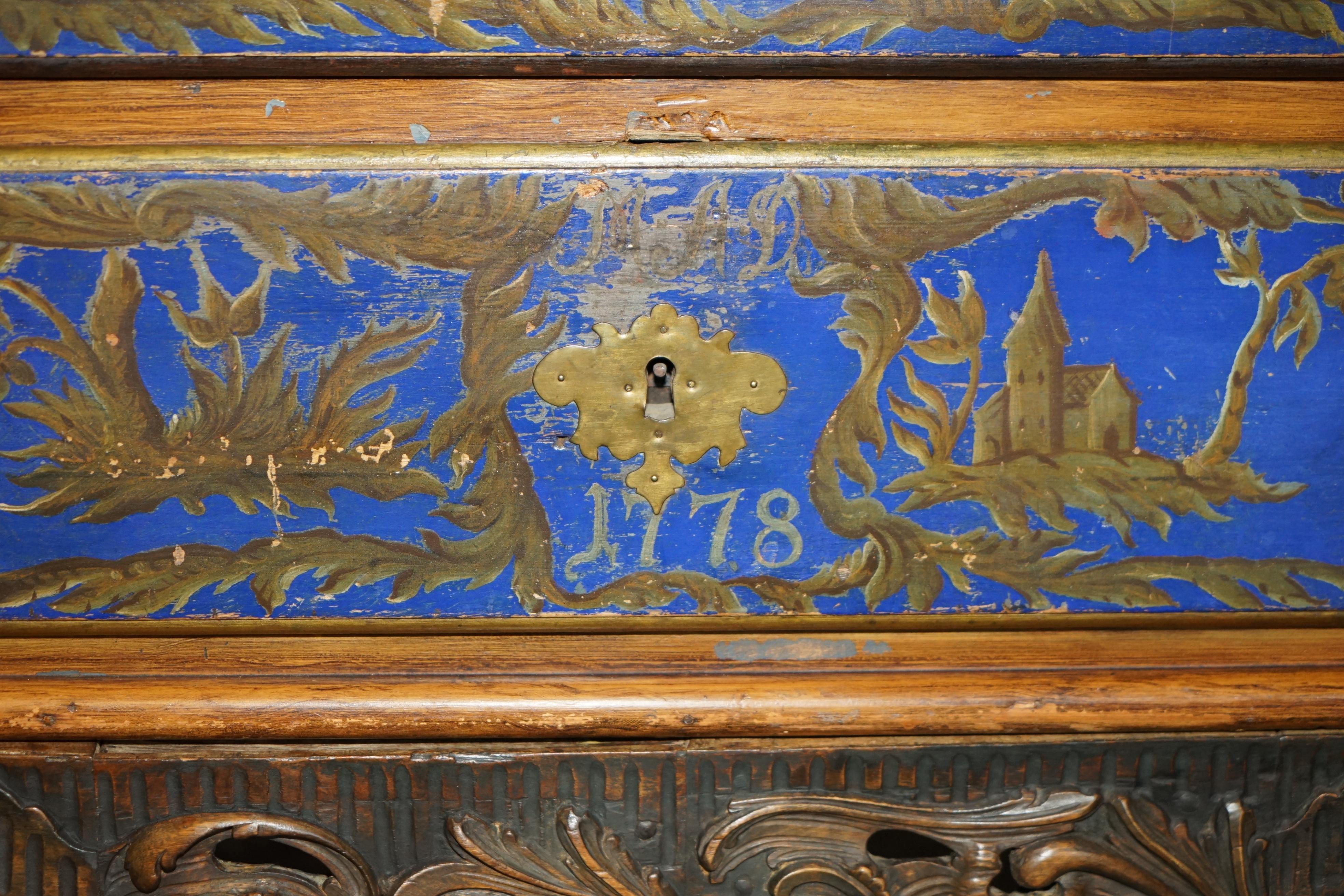 Wood STUNNING 1778 DATED POLYCHROME PAiNTED CLAW & BALL CAMPAIGN CHEST OF DRAWERS For Sale