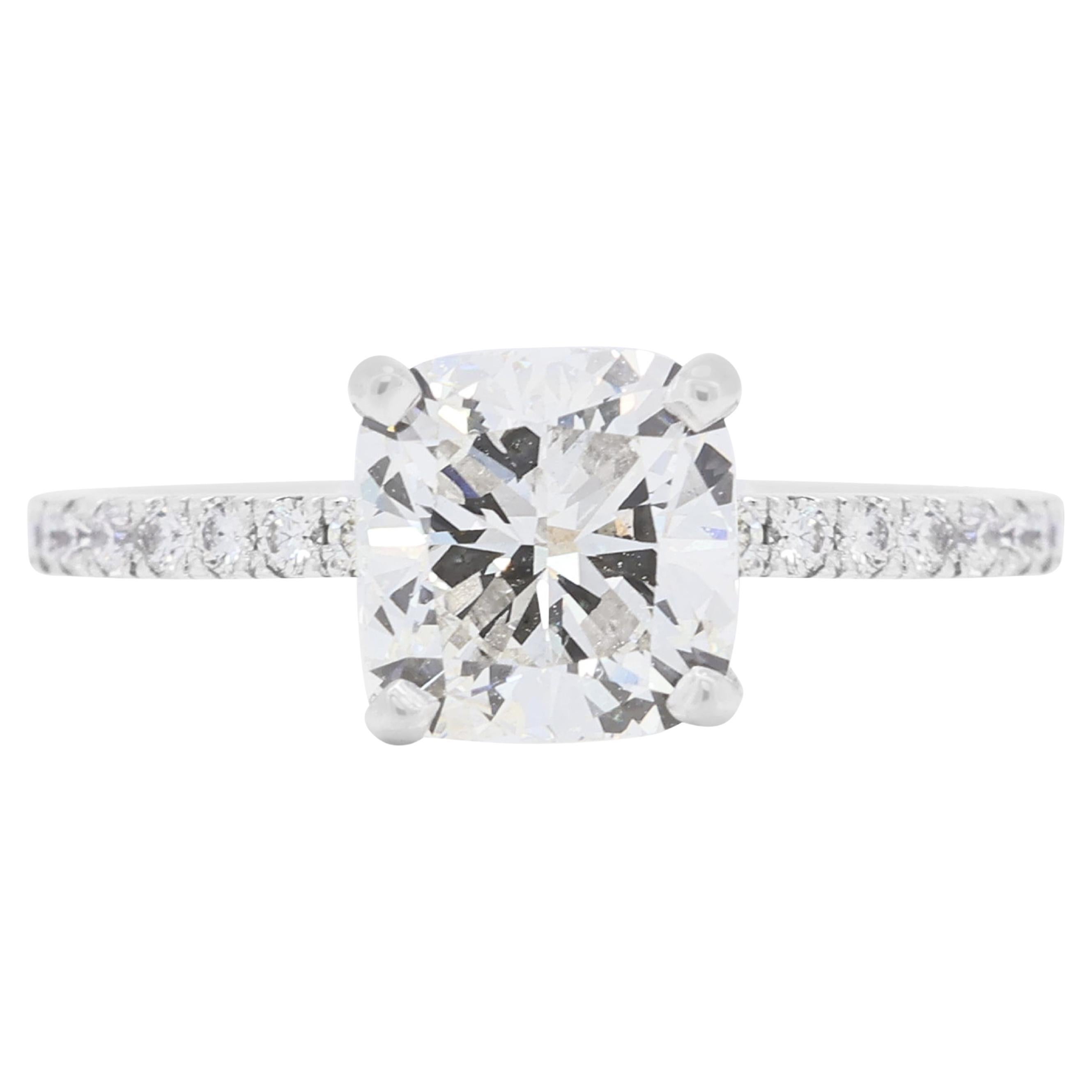 Stunning 1.78ct Diamonds Pave Ring in 18K White Gold