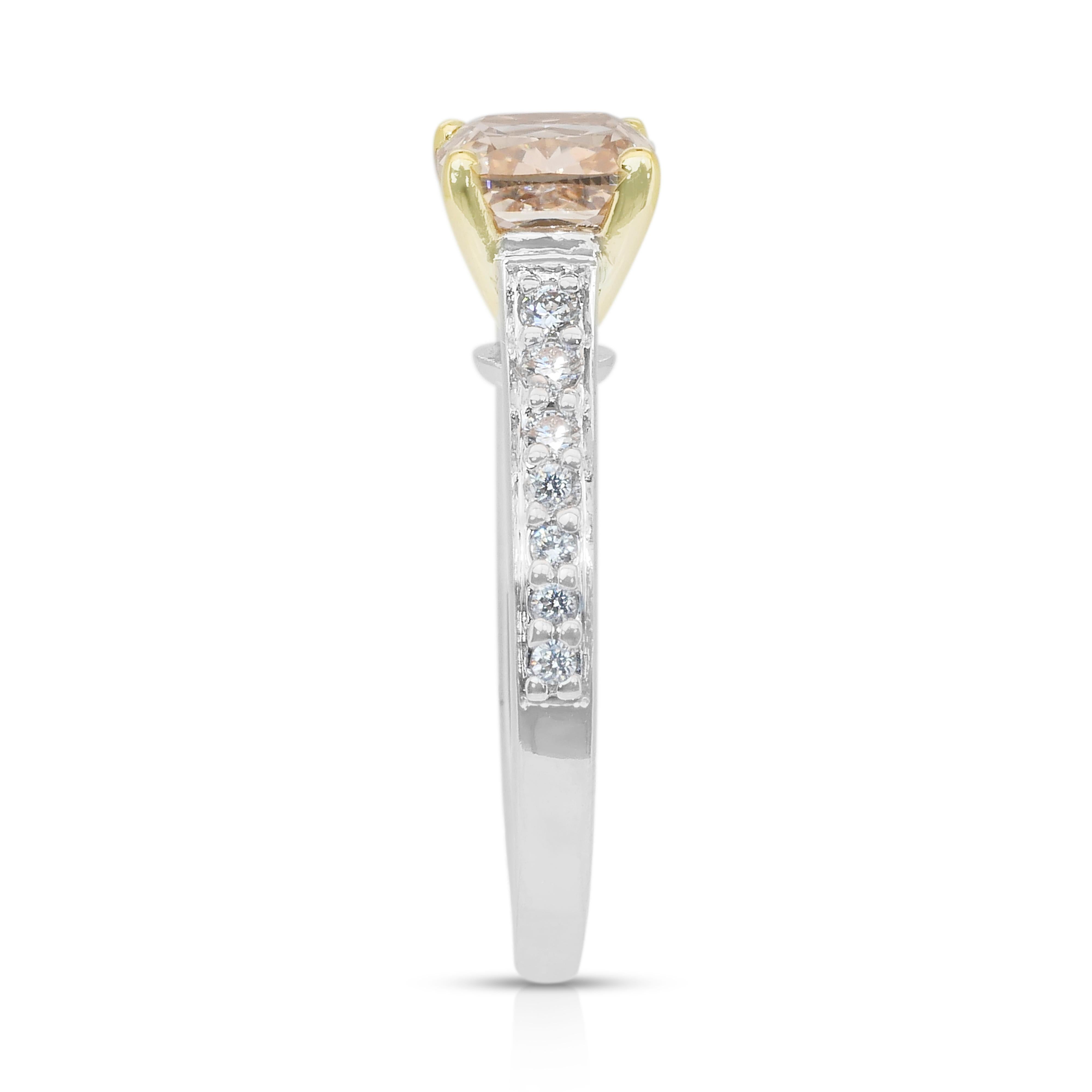 Atemberaubende 1,78ct Diamanten Pave Ring in 18k Weiß & Gelbgold - IGI zertifiziert im Angebot 2