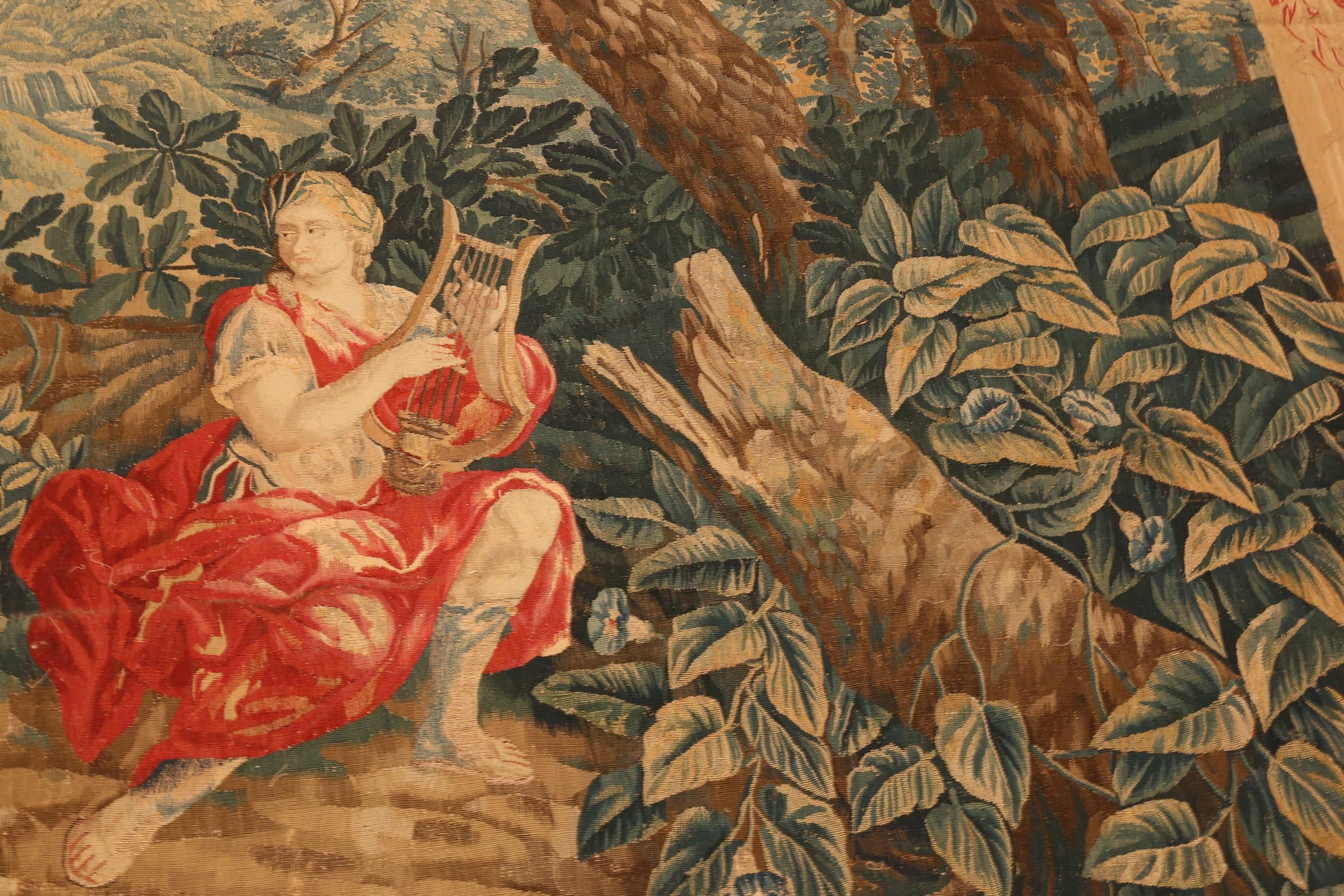 Atemberaubender antiker französischer Wandteppich aus Wolle und Seide aus dem 17. Jahrhundert 8' x 11'4