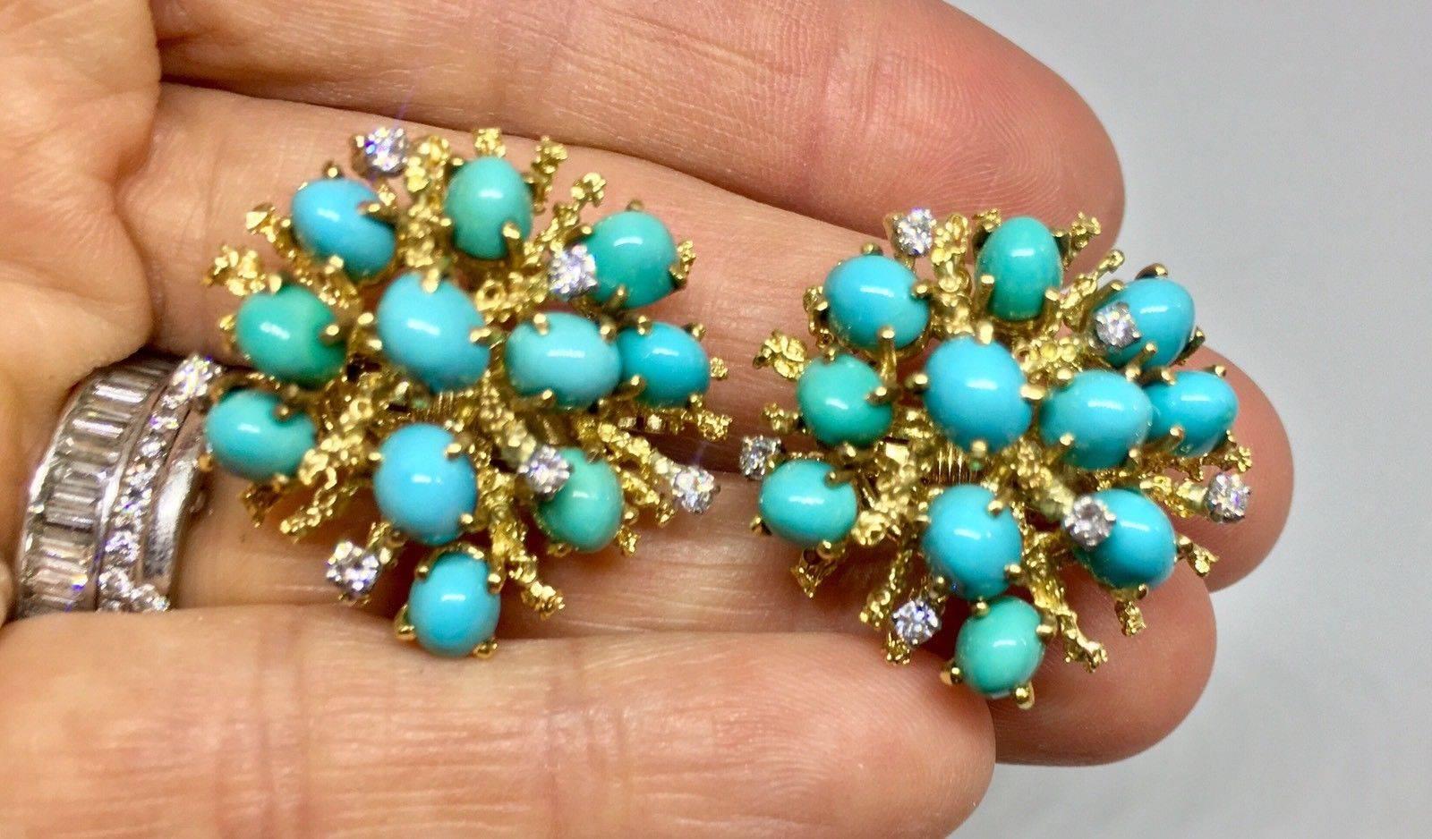 Women's Stunning 18 Karat Gold Turquoise Cabochon Diamond Anemone Clip Earrings