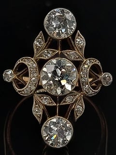 Stunning 18 Karat Gold and Silver Ring with Diamonds from the 1900s, Trilogy