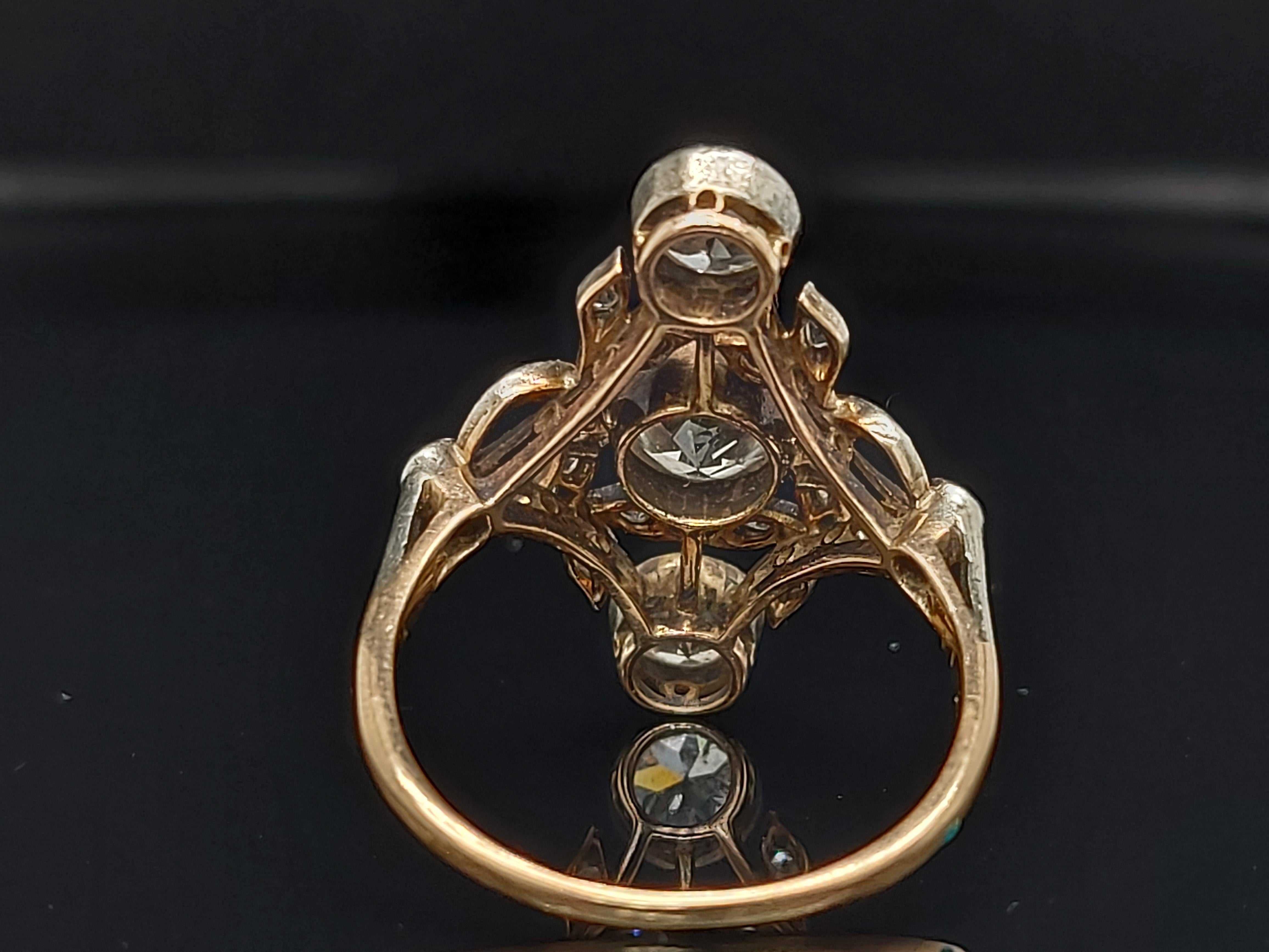 Women's Stunning 18 Karat Gold and Silver Ring with Diamonds from the 1900s, Trilogy For Sale