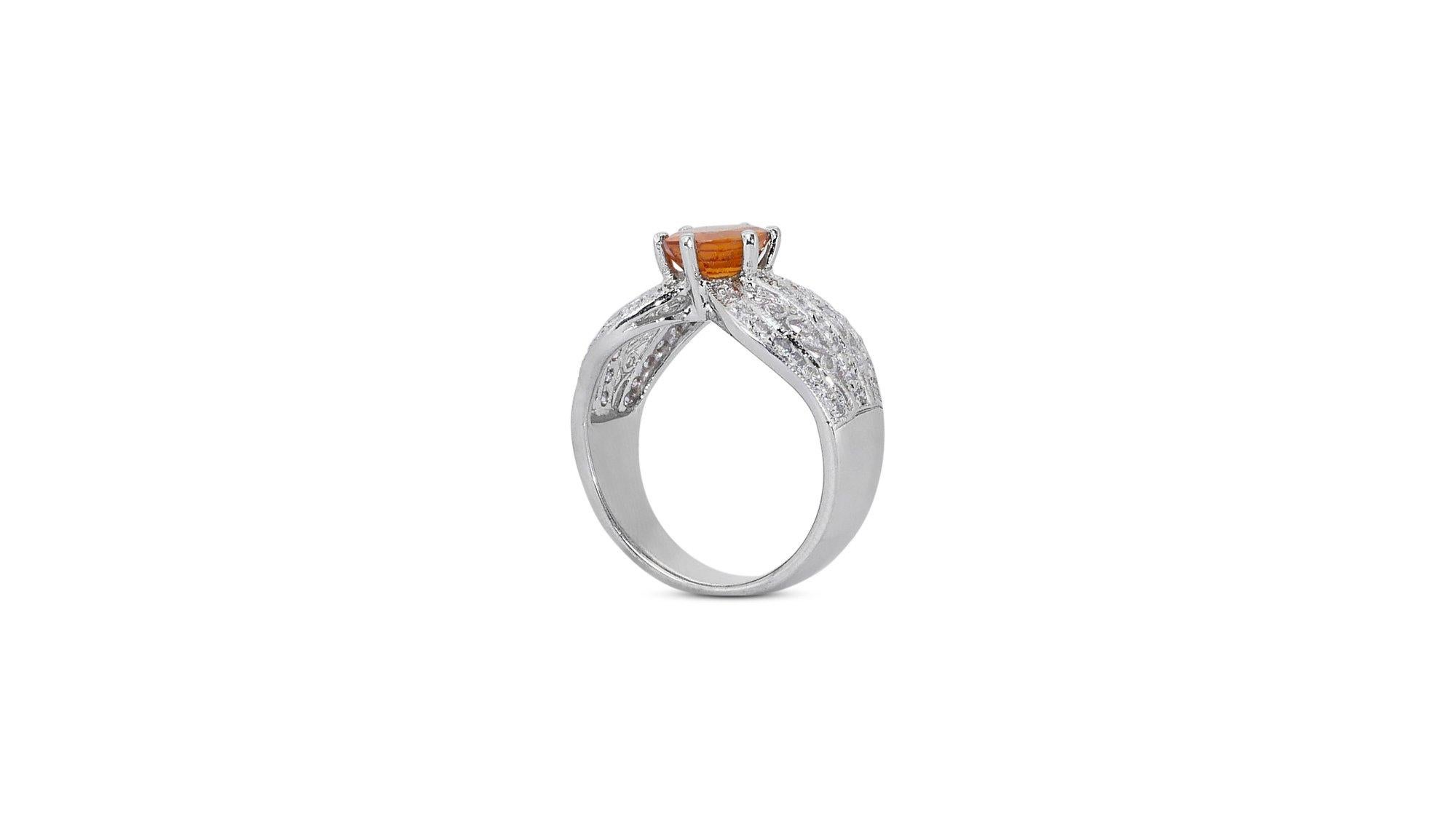  Stunning 18 kt. White Gold Ring w/ 2.70 ct Citrine & Natural Diamonds IGI Cert For Sale 4