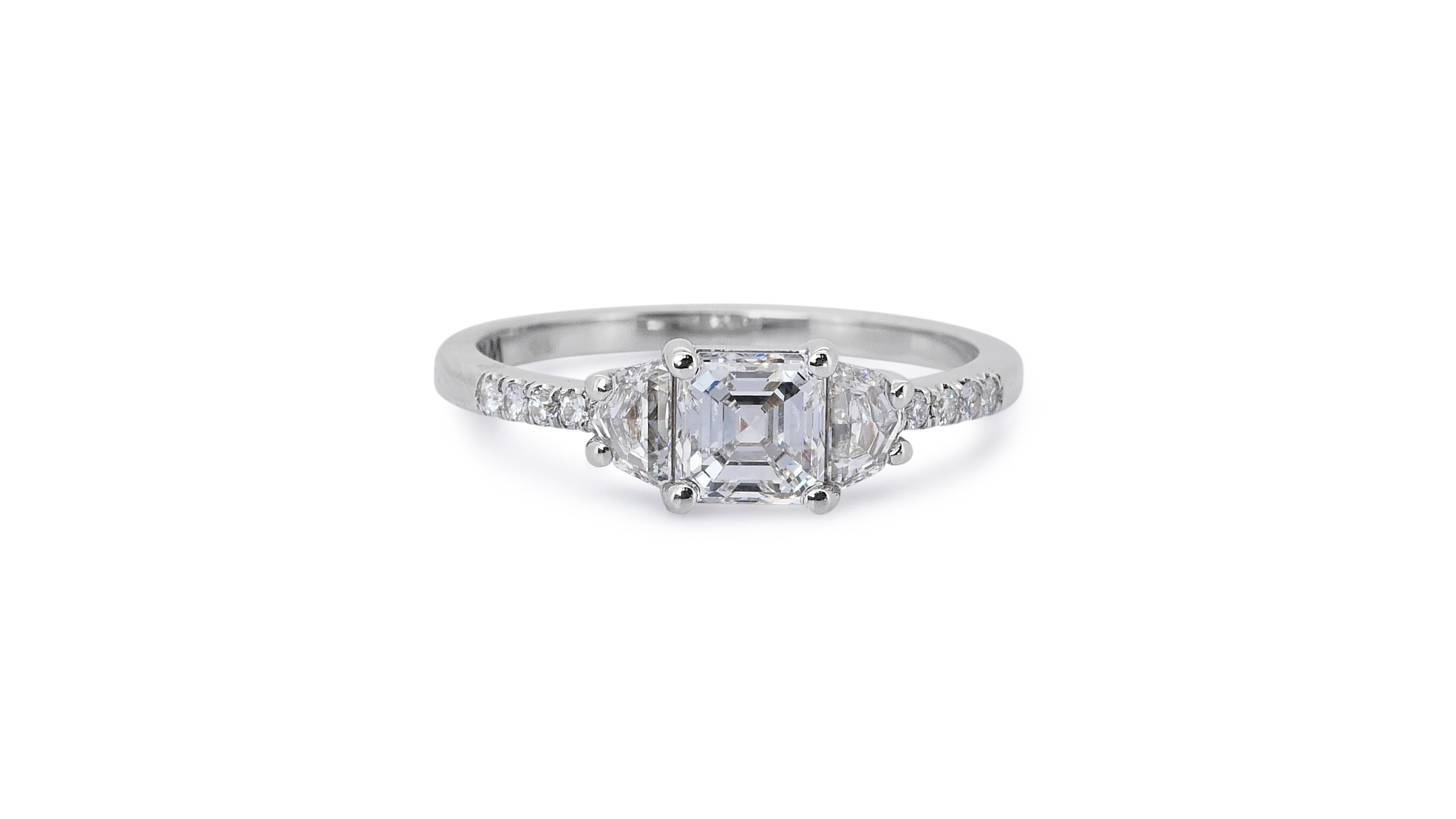 Women's Stunning 18 kt. White Gold Ring with 1.27 ct Total Natural Diamonds - GIA Cert