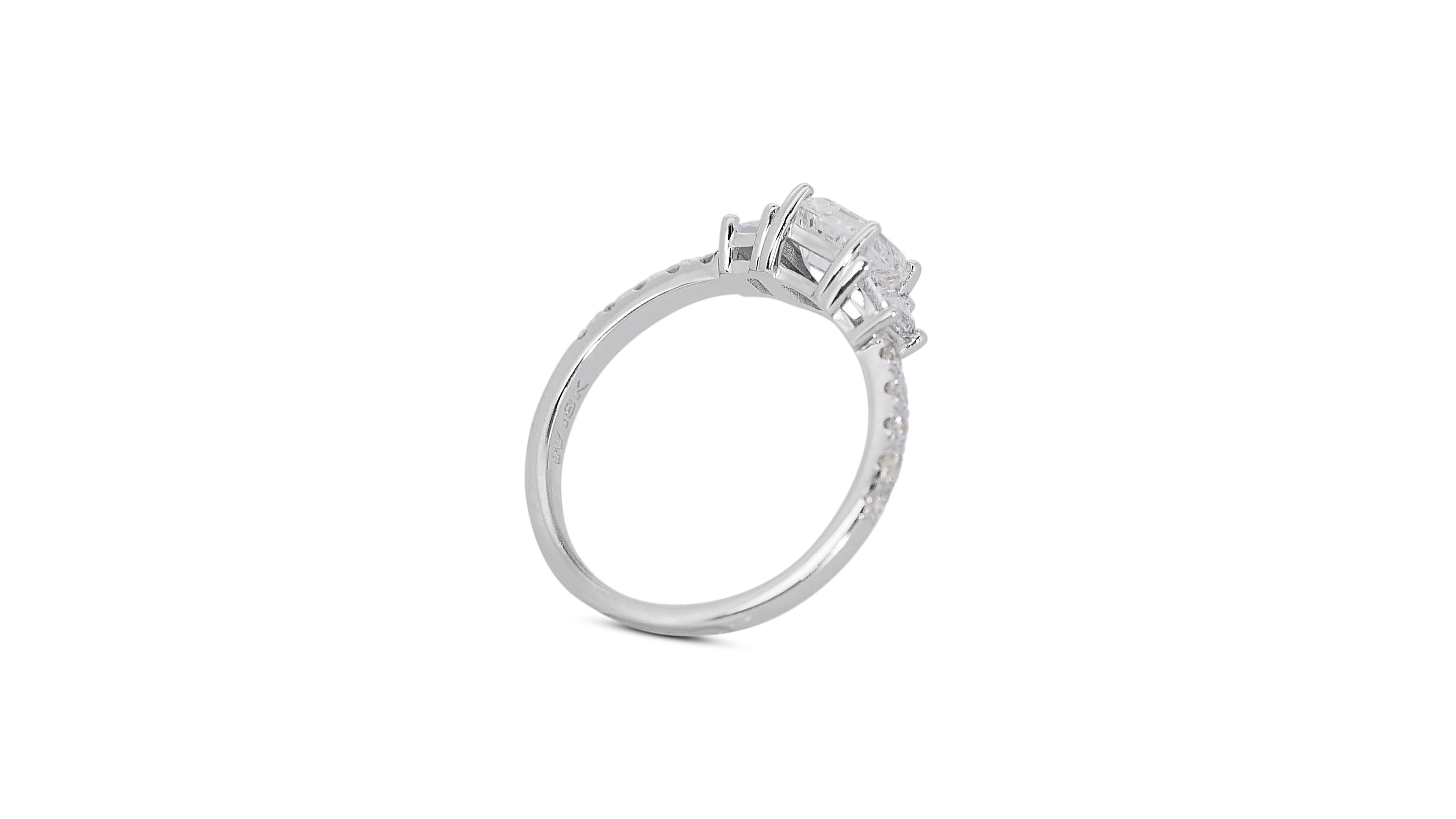  Stunning 18 kt. White Gold Ring with 1.71 ct Total Natural Diamonds - GIA Cert For Sale 6