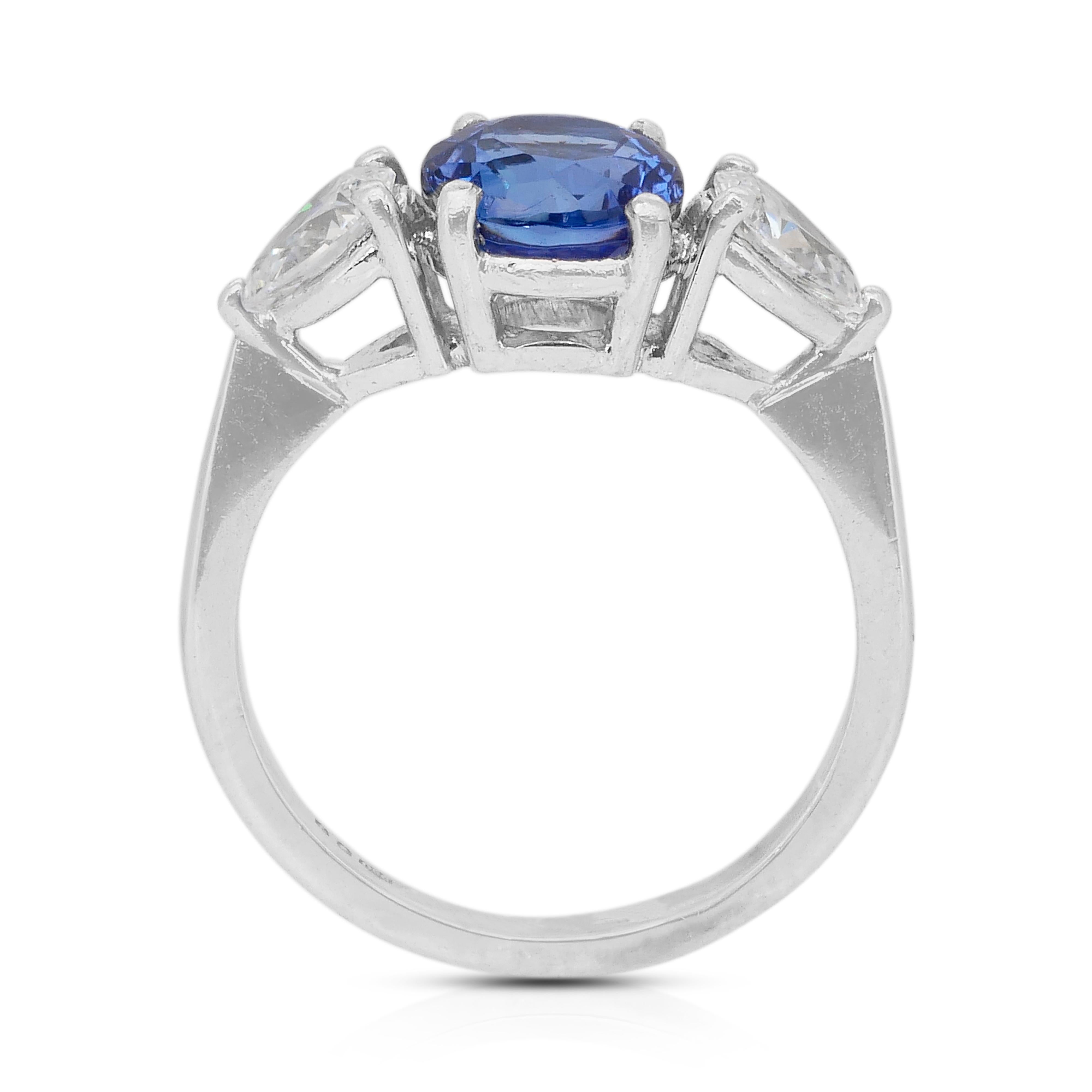 Stunning 1.80ct Tanzanite and Diamonds 3-Stone Ring in Platinum - IGI Certified For Sale 3