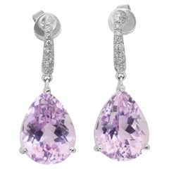 Boucles d'oreilles pendantes en or blanc 18k avec Kunzites et Diamants de 18.20ct