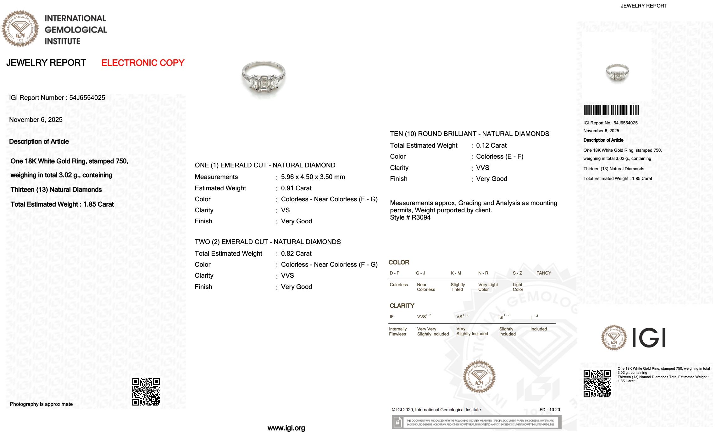 Stupendo anello a tre pietre con diamanti da 1,85 carati in oro bianco 18 carati - certificato IGI in vendita 1