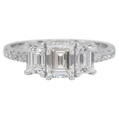 Whiting 1.85ct Diamonds 3-Stone Ring in 18k White Gold - IGI Certified (bague à 3 pierres en or blanc 18k)
