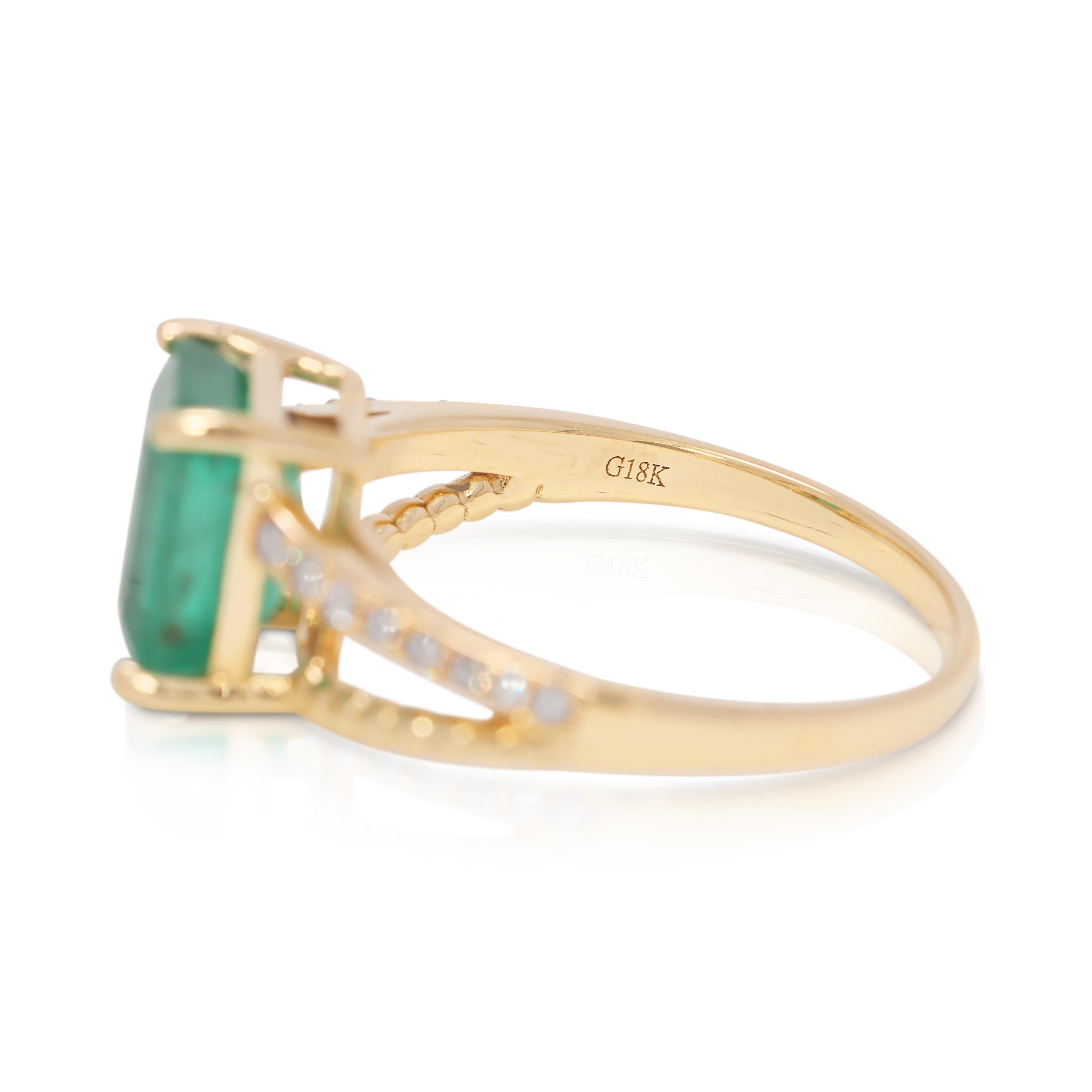 Emerald Cut Stunning 1.86ct Emerald and Natural Diamonds Pavé Ring in 18K Yellow Gold