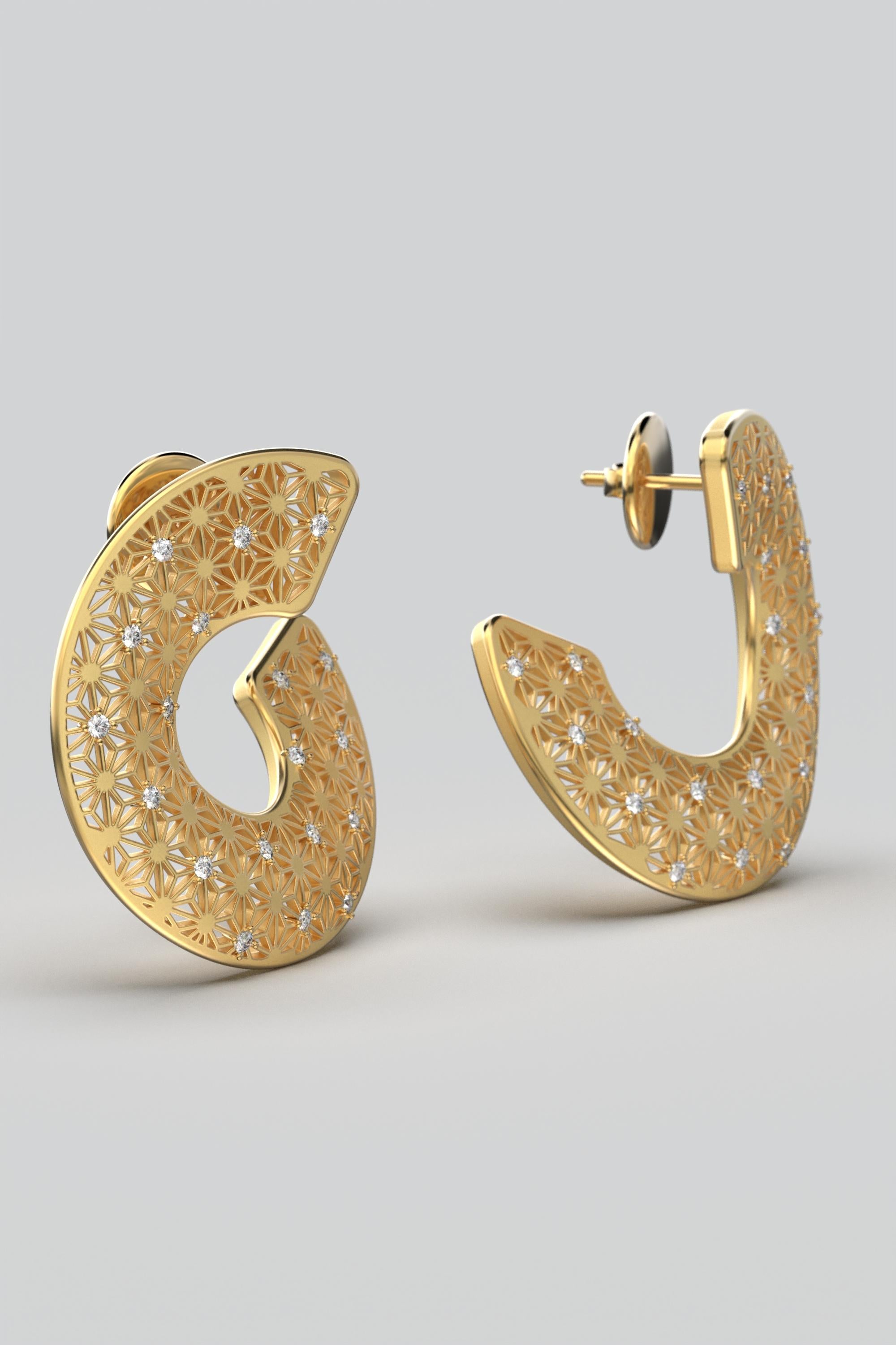 Made to Order.
Elevate your style with bold sophistication - discover Oltremare Gioielli's statement diamond earrings, meticulously crafted in Italy from 18k gold. Adorned with 0.39 Ct of natural extra white diamonds, these stunning large earrings