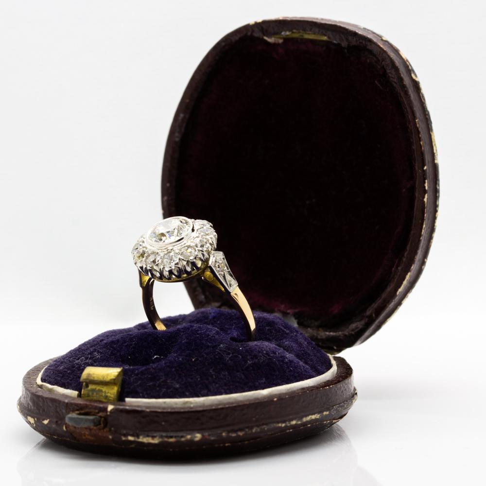 Antique Victorian 18 Karat Gold and Platinum Diamonds Ring 1