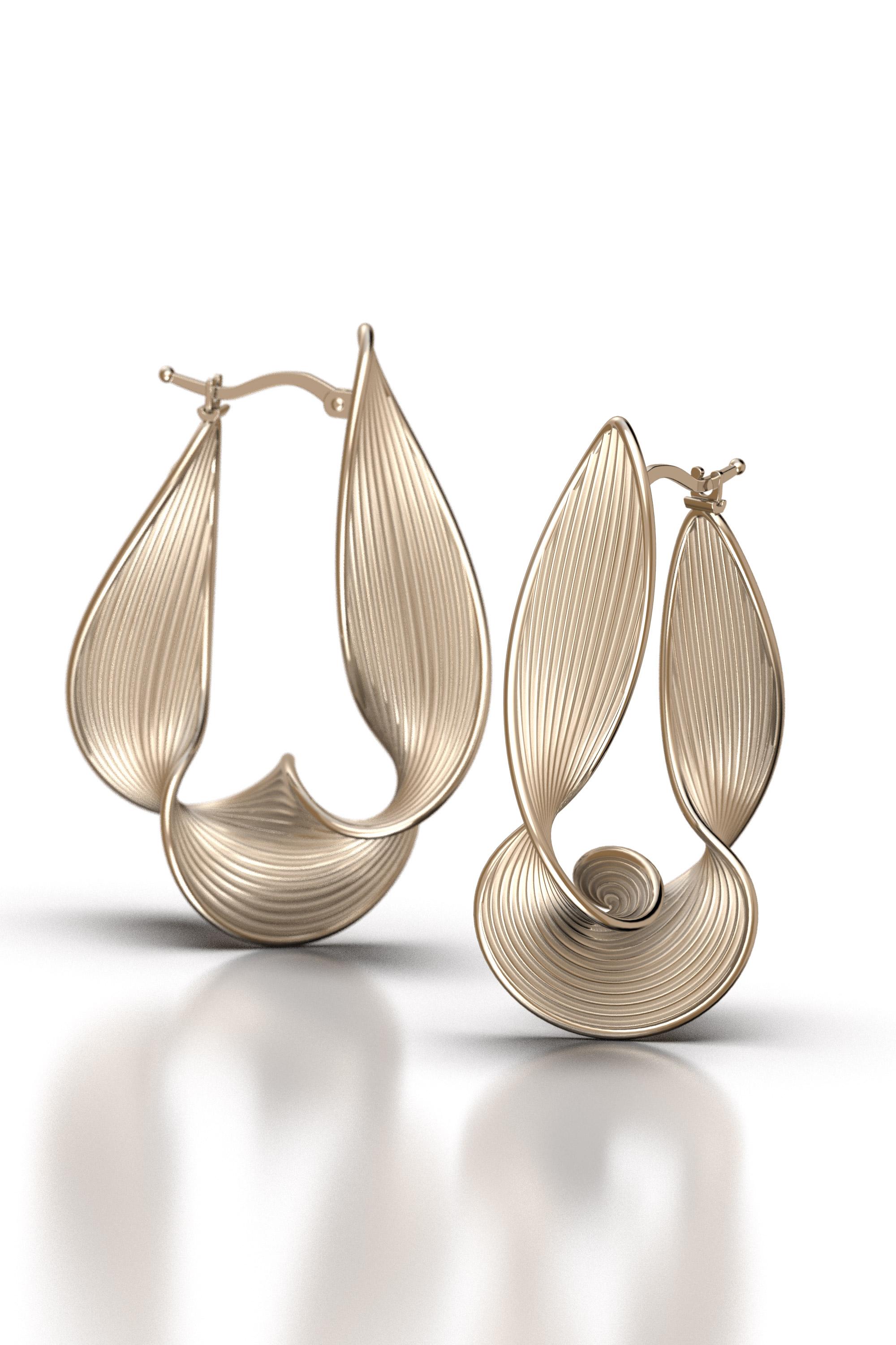 Stunning 18k Gold Twisted Hoop Earrings by Oltremare Gioielli Italian Jewelry For Sale 2