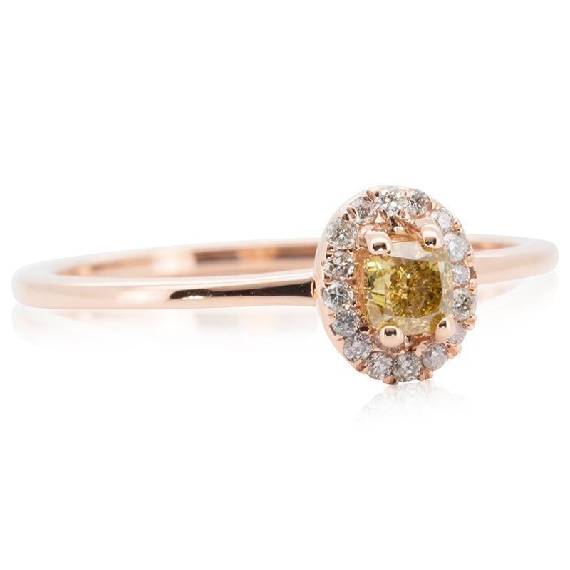 Stunning 18k Rose Gold Ring with 0.25 Carats Natural Diamonds In New Condition In רמת גן, IL