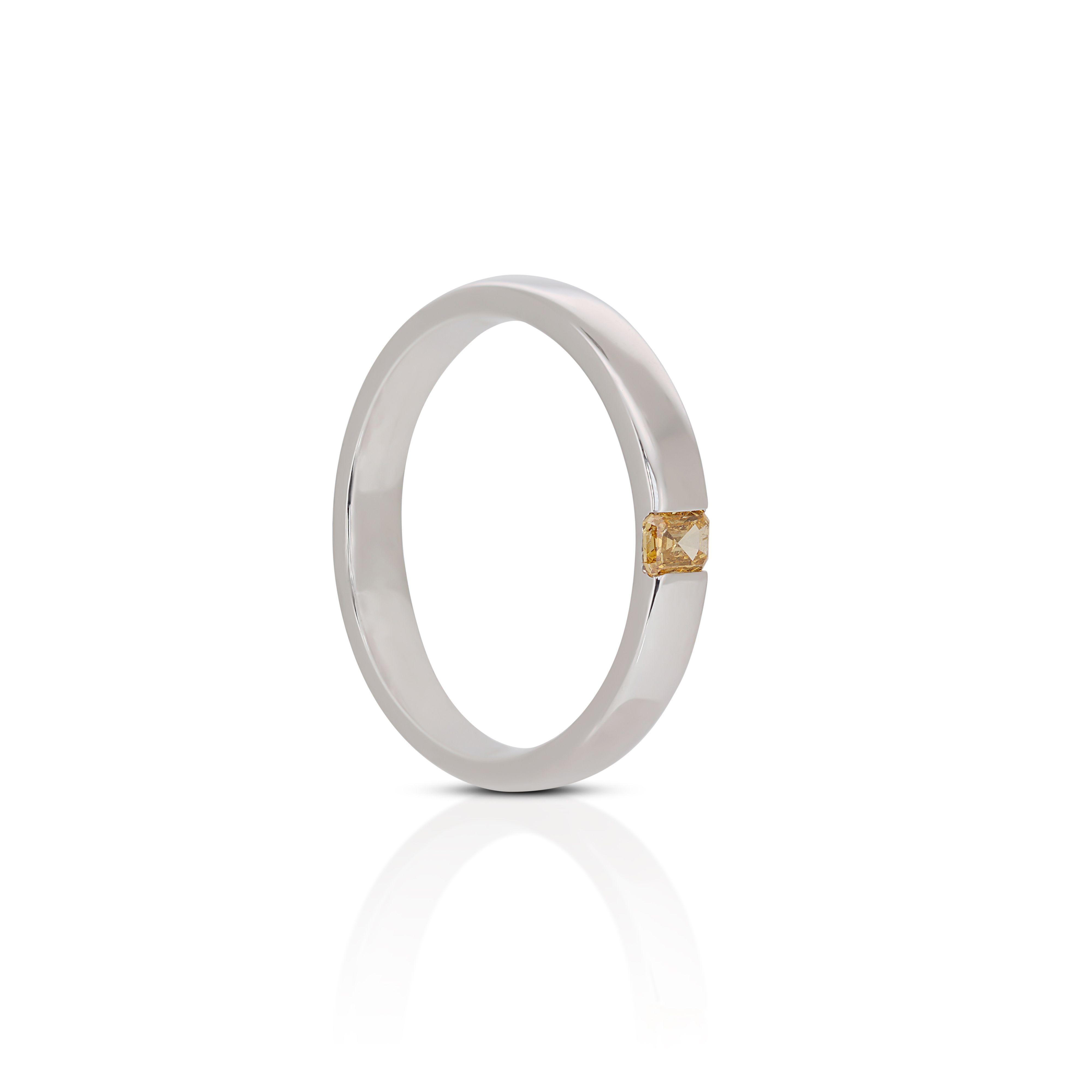 Atemberaubender Ring aus 18 Karat Weißgold mit 0,10 Karat natürlichen Diamanten, NGI-Zertifikat Damen im Angebot