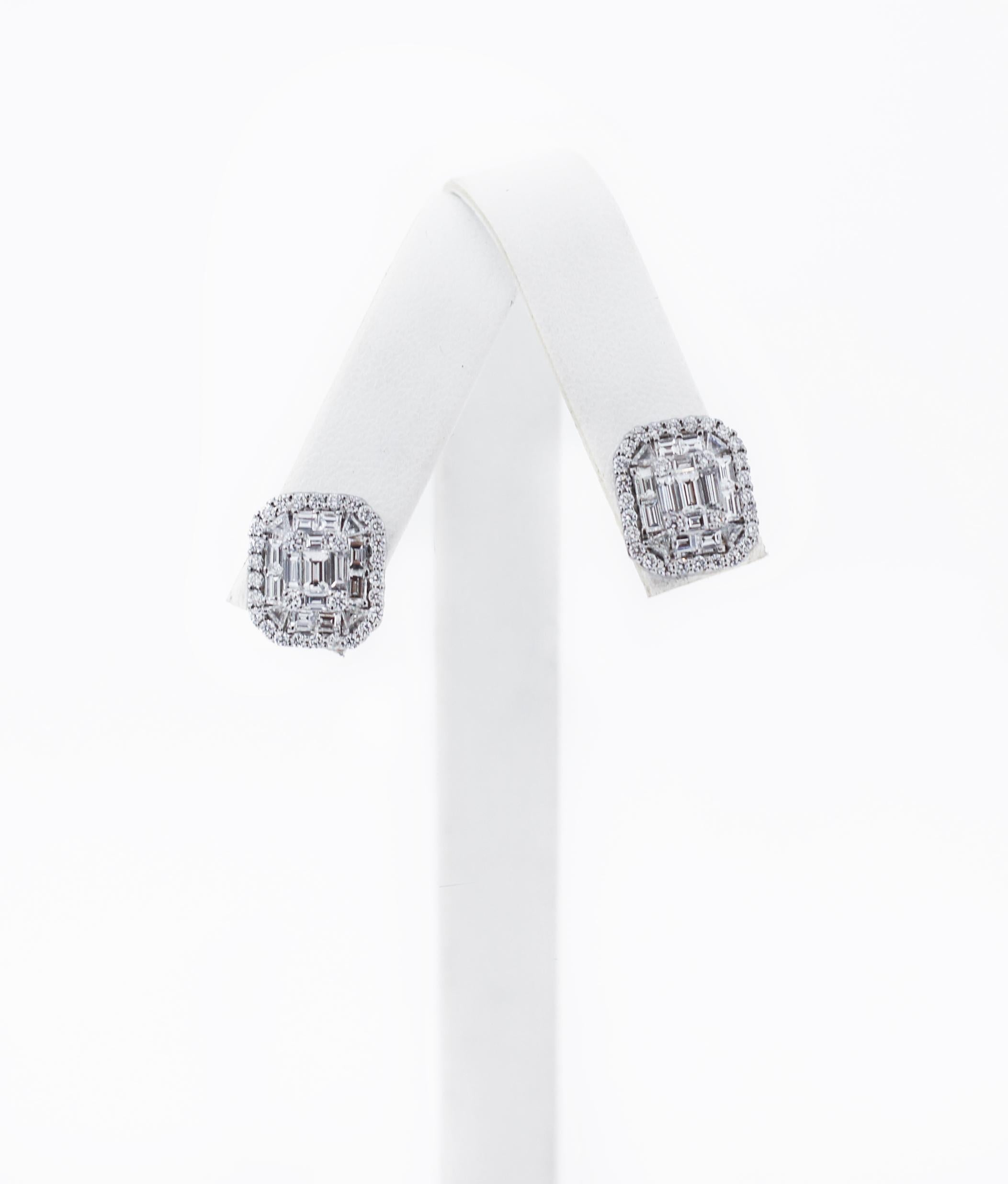 Stunning 18K White Gold Diamond Baguette Cluster Stud Earrings For Sale 1