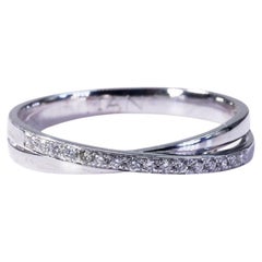 Stunning 18k White Gold Pavé Band Ring with 0.15 Ct Natural Diamonds, AIG Cert