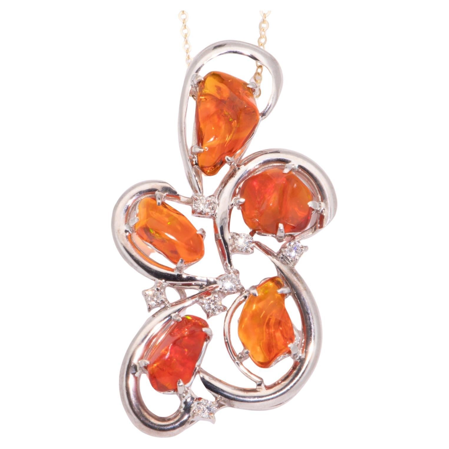 Whiting pendentif en or blanc 18K avec 5ct+ Freeform Mexican Fire Opal R4572