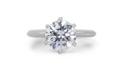 Impresionante Anillo de Oro Blanco de 18k con Diamante Natural de 2,4 quilates