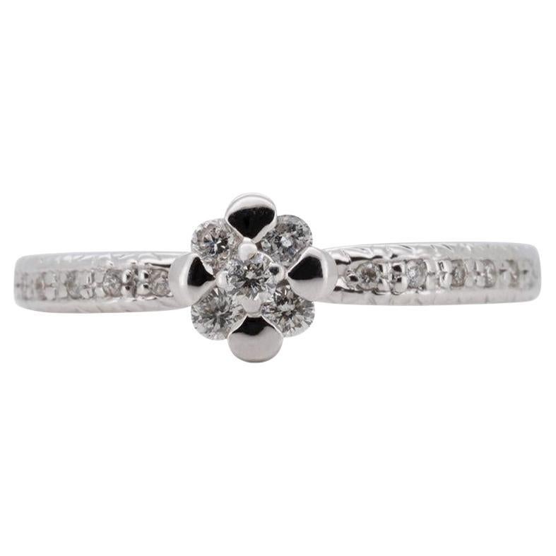 Stunning 18k White Gold Ring with Total 0.17 Ct Natural Diamonds