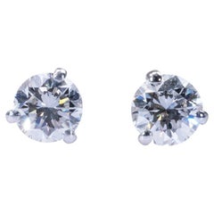 Stunning 18k White Gold Stud Earrings with 0.90 Ct Natural Diamonds, IGI Cert Stunning 18k White Gold Stud Earrings with 0.90 Ct Natural Diamonds, IGI Cert