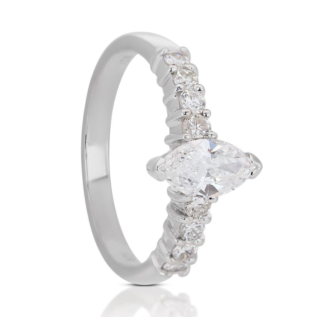 Marquise Cut Stunning 18k White Gold with 0.62ct Marquise Diamond Ring For Sale
