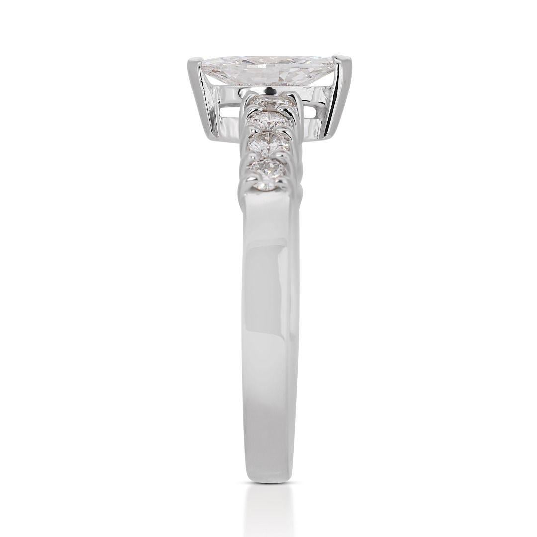 Stunning 18k White Gold with 0.62ct Marquise Diamond Ring In New Condition For Sale In רמת גן, IL