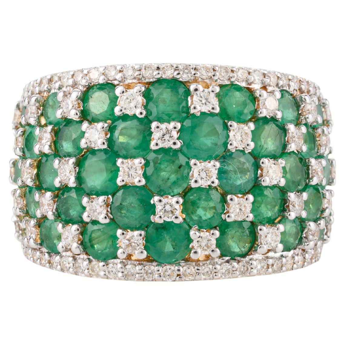 Stunning 18k Yellow Gold 3.18 CTW Emerald Diamond Thick Wedding Band Ring