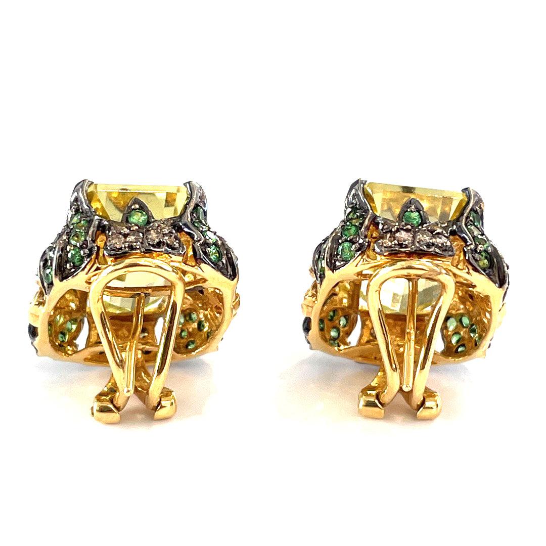 Modern Stunning 18k Yellow Gold Citrine Diamond Earrings For Sale