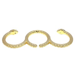 Stunning 18k Yellow Gold Double Head Snake Cuff Ring