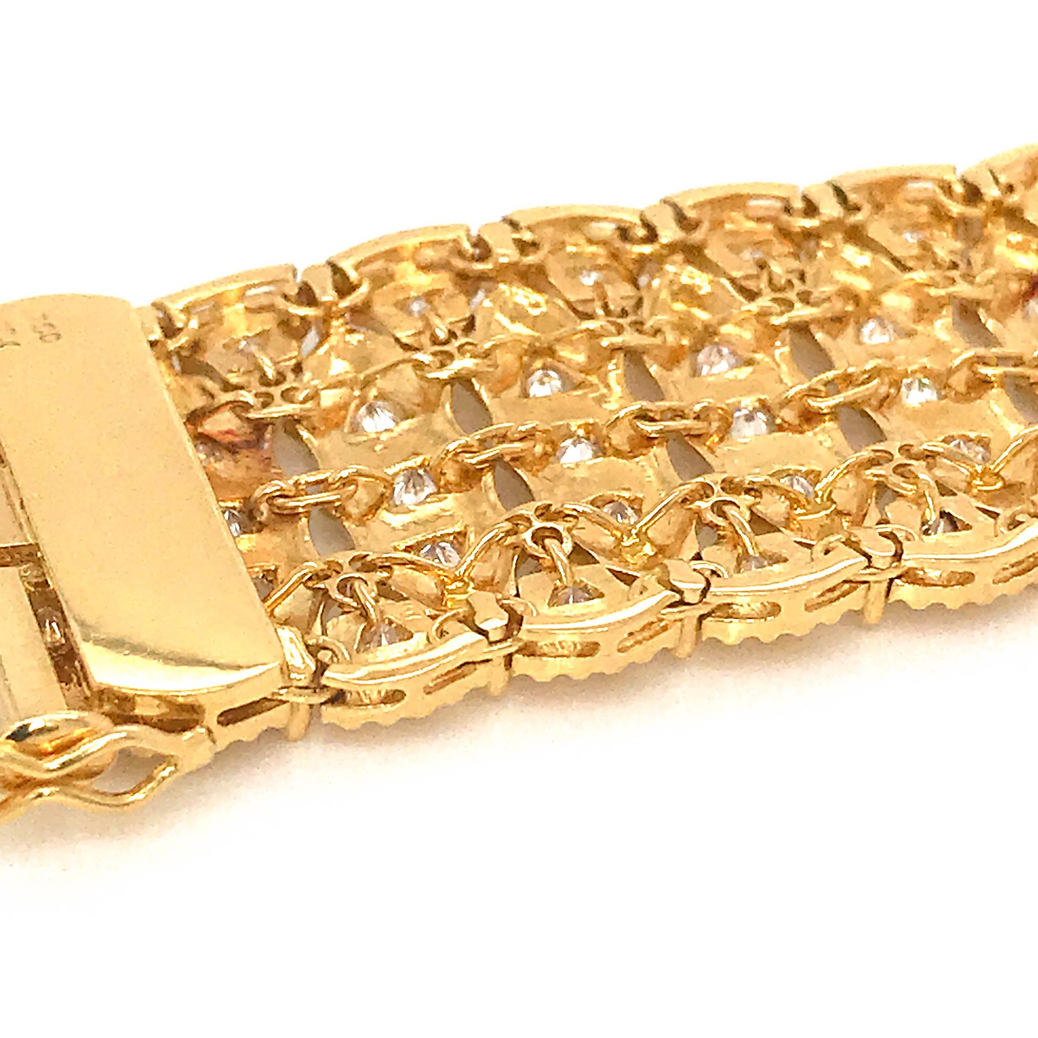 Stunning 18 Karat Yellow Gold Mesh Design Diamond Bracelet 1