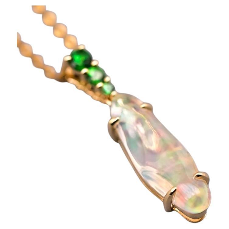 Stunning 18K Yellow Gold Pendant Necklace with Fire Opal & Tsavorite For Sale