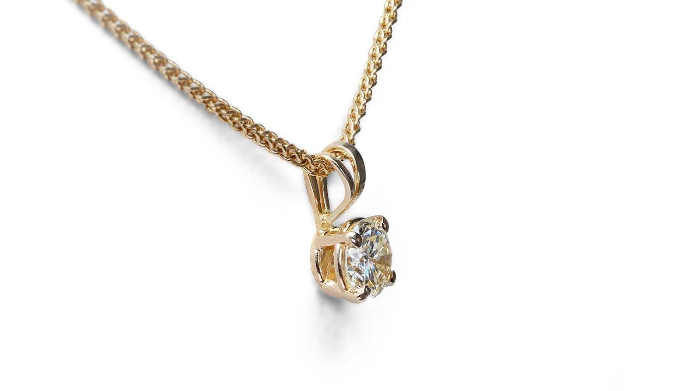 Women's Stunning 18k Yellow Gold Solitaire Necklace w/ 0.9ct Natural Diamond GIA Cert For Sale