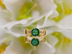 Stunning 18 Karat Gold Natural Emerald Diamond Engagement Ring