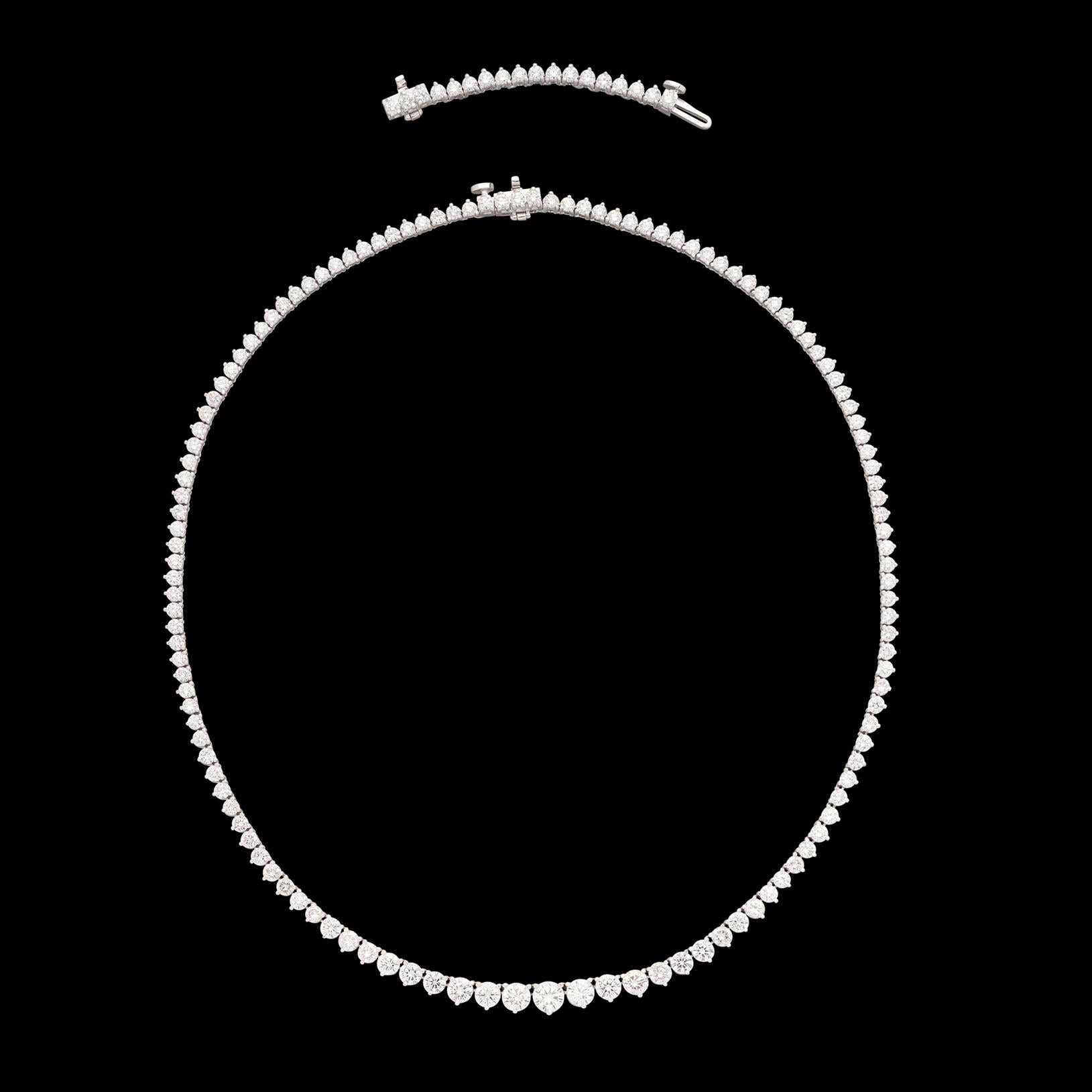 Atemberaubende 18kt abgestufte Diamant-Linien-Halskette Damen